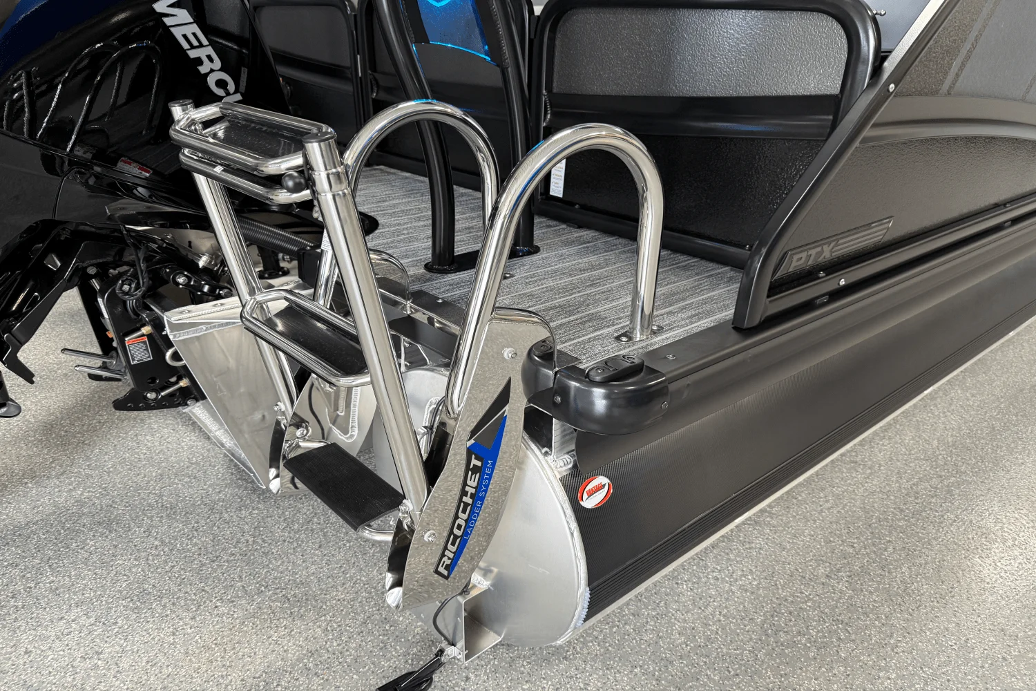 2026 Premier 230SOLARIS Image Thumbnail #19