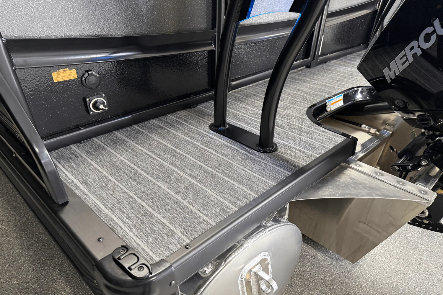 2026 Premier 230SOLARIS Image Thumbnail #24