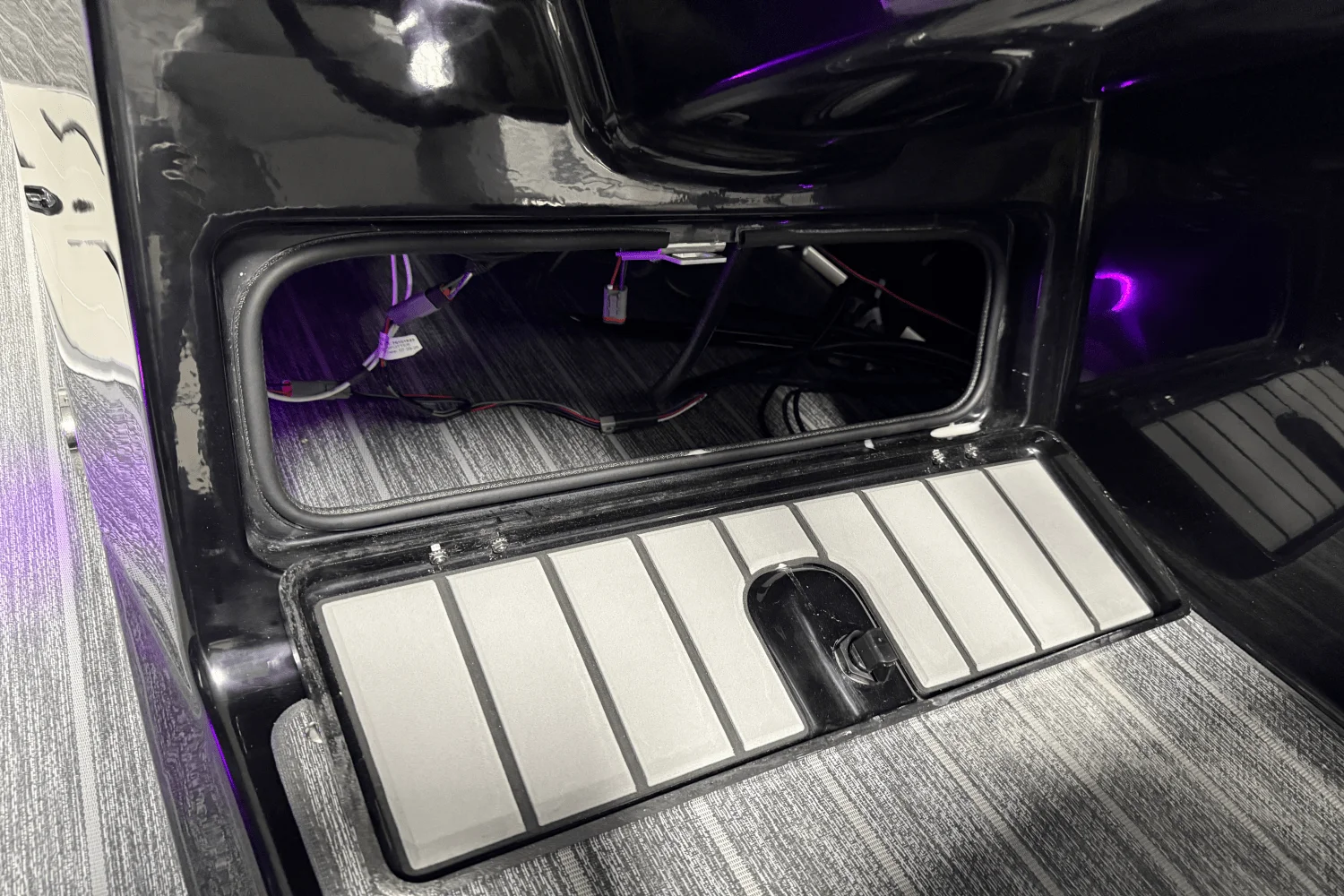 2026 Premier 230SOLARIS Image Thumbnail #75