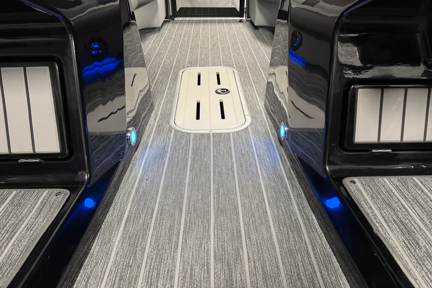 2026 Premier 230SOLARIS Image Thumbnail #54