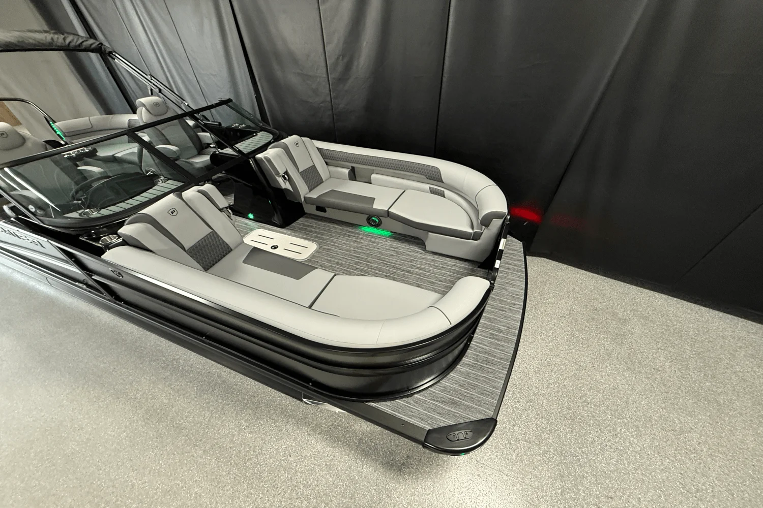 2026 Premier 230SOLARIS Image Thumbnail #12