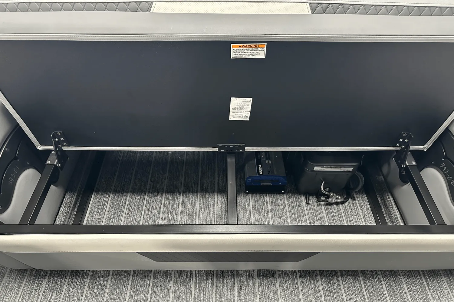 2026 Premier 250SOLARIS Image Thumbnail #31