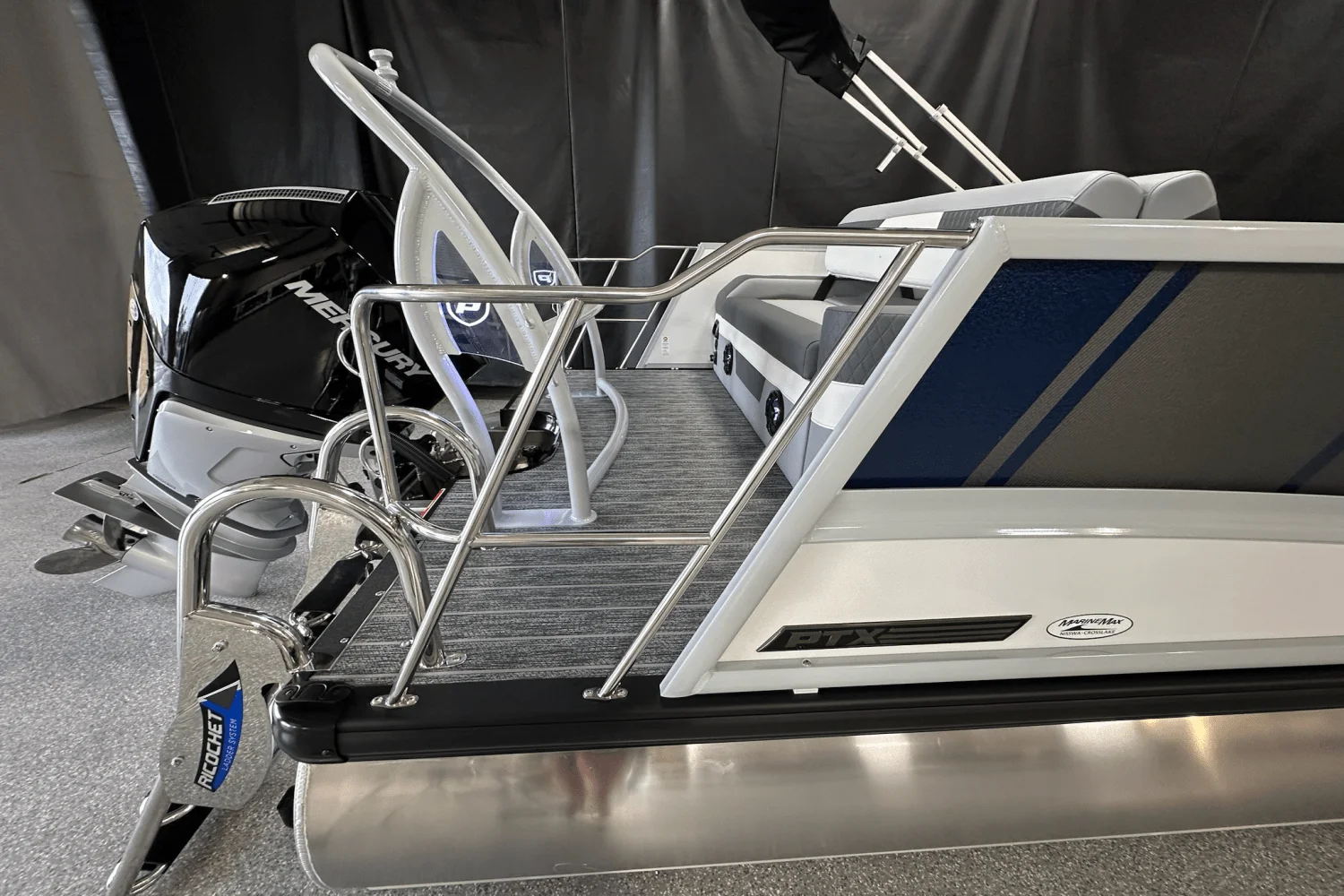 2026 Premier 250SOLARIS Image Thumbnail #2