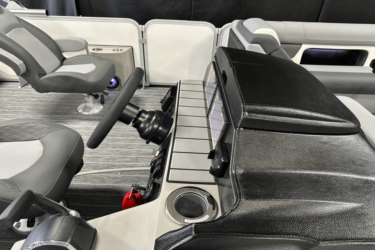 2026 Premier 250SOLARIS Image Thumbnail #10