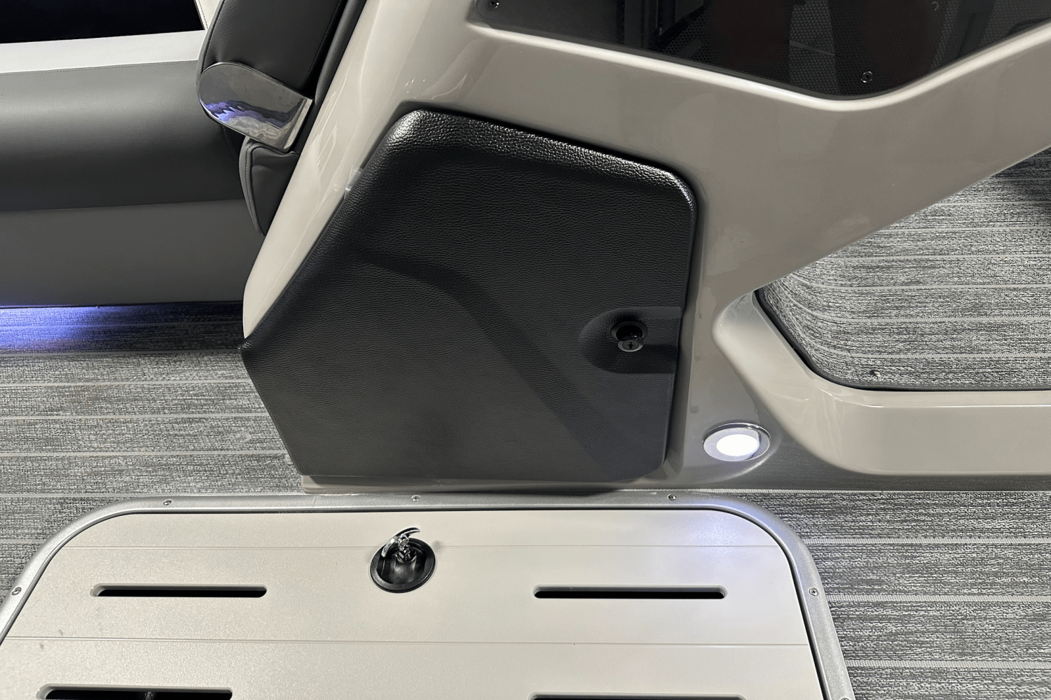 2026 Premier 250SOLARIS Image Thumbnail #53