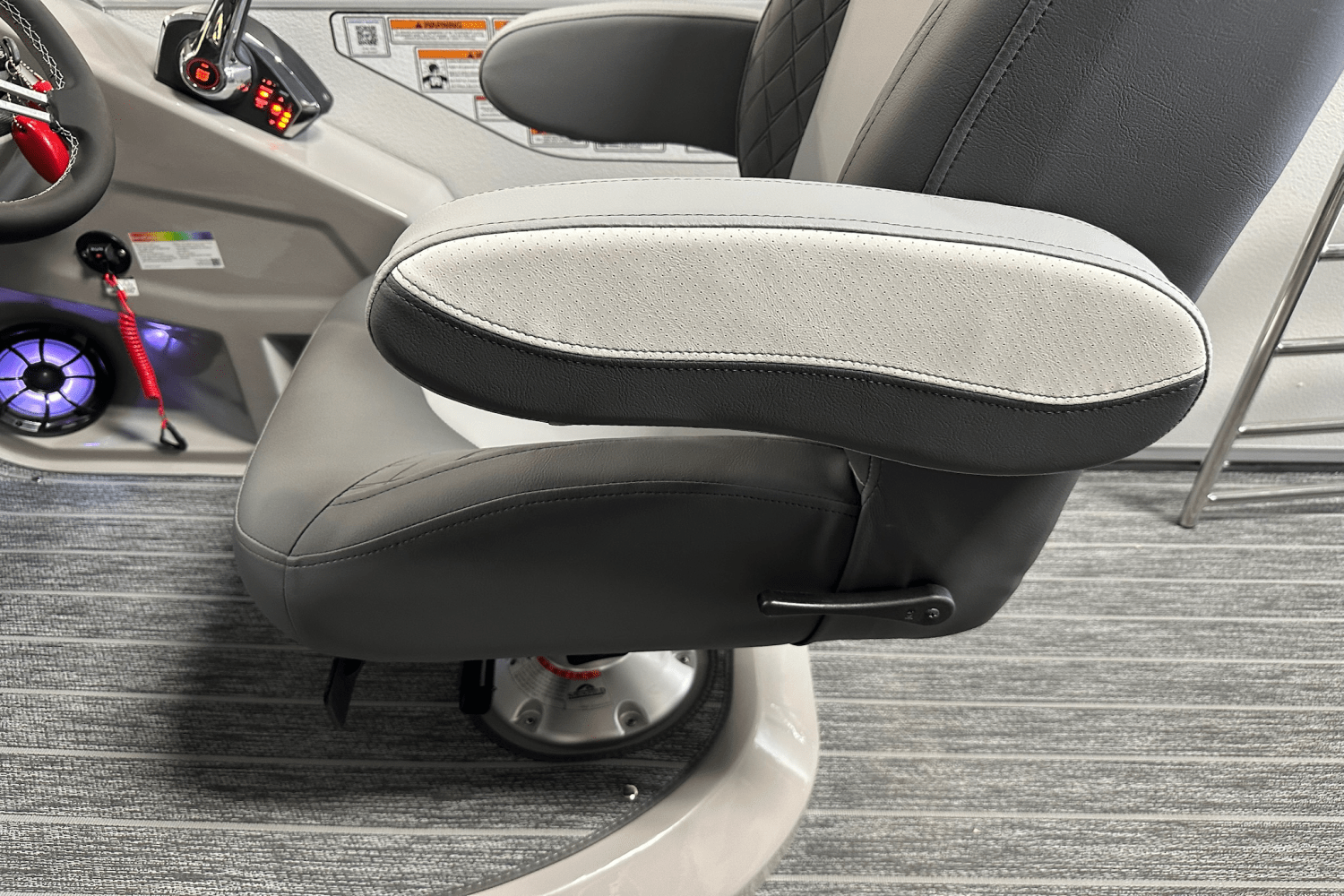 2026 Premier 250SOLARIS Image Thumbnail #41