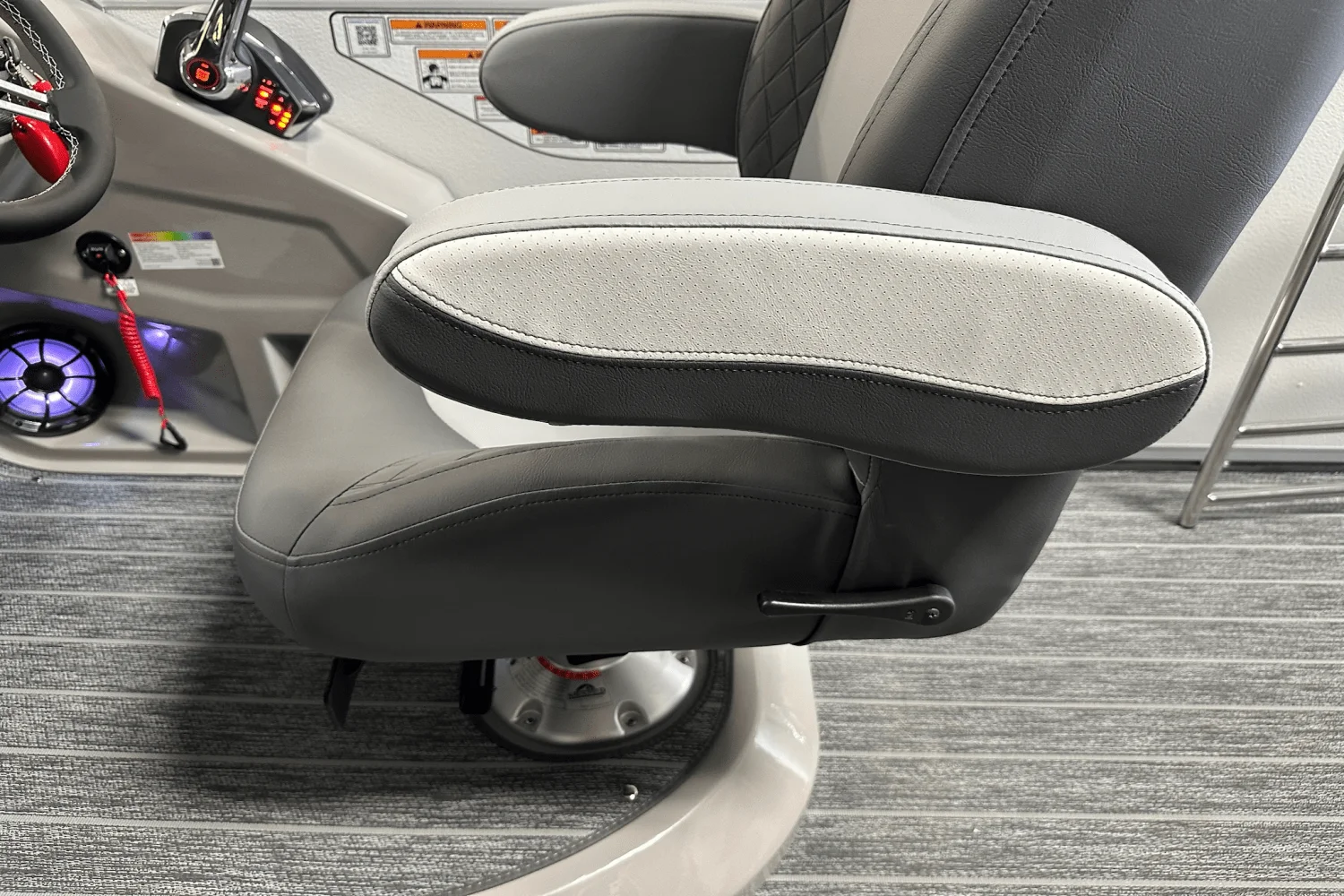 2026 Premier 250SOLARIS Image Thumbnail #41