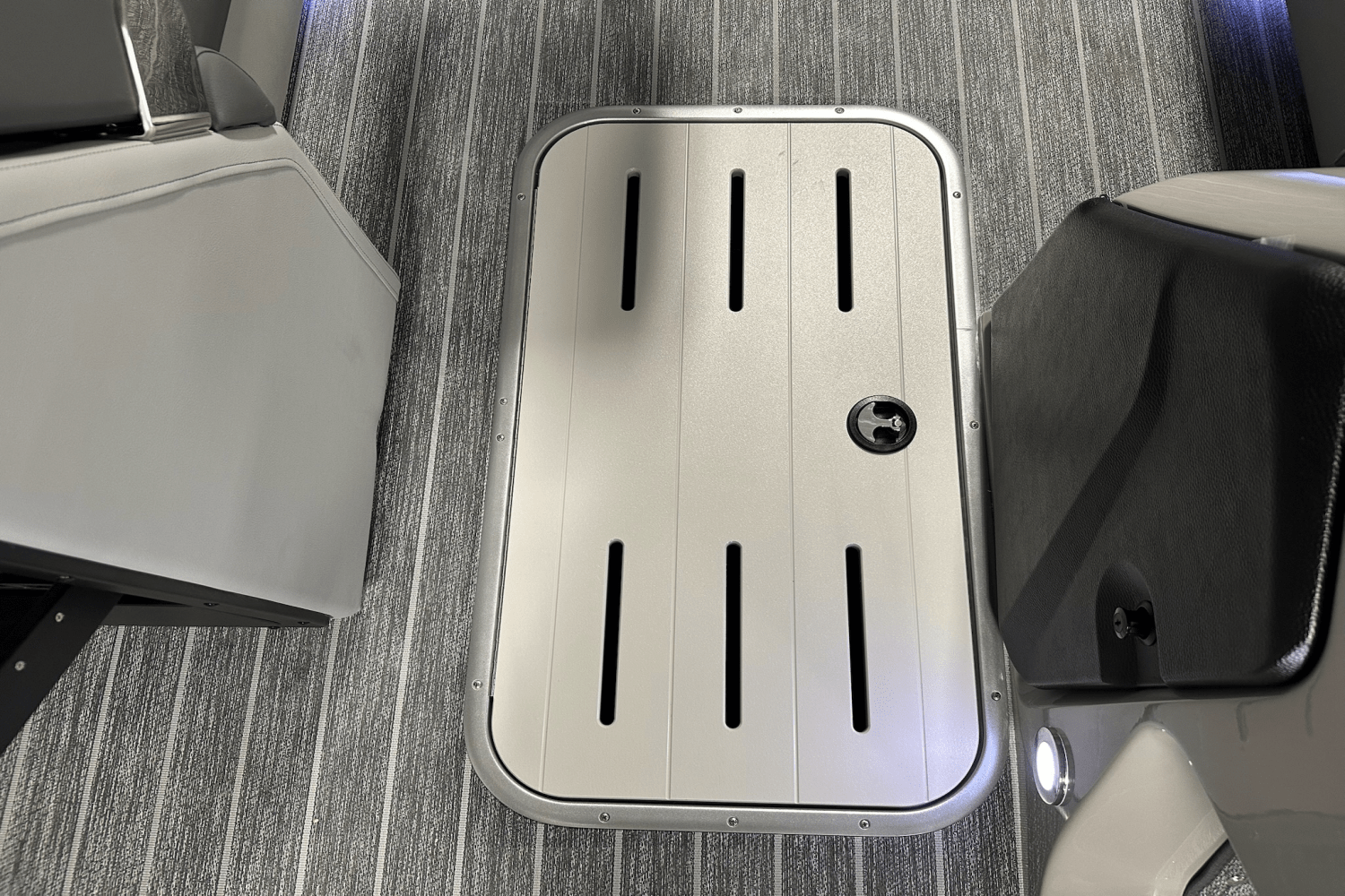 2026 Premier 250SOLARIS Image Thumbnail #51