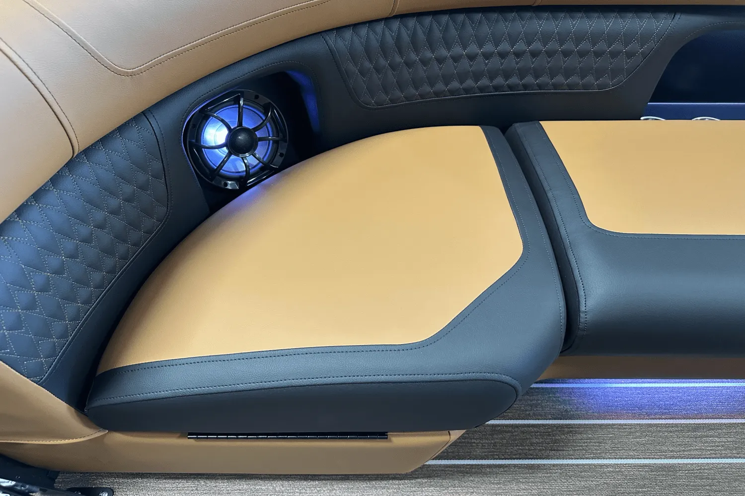 2026 Premier 250SOLARIS Image Thumbnail #61