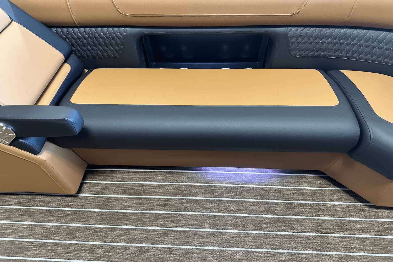 2026 Premier 250SOLARIS Image Thumbnail #20