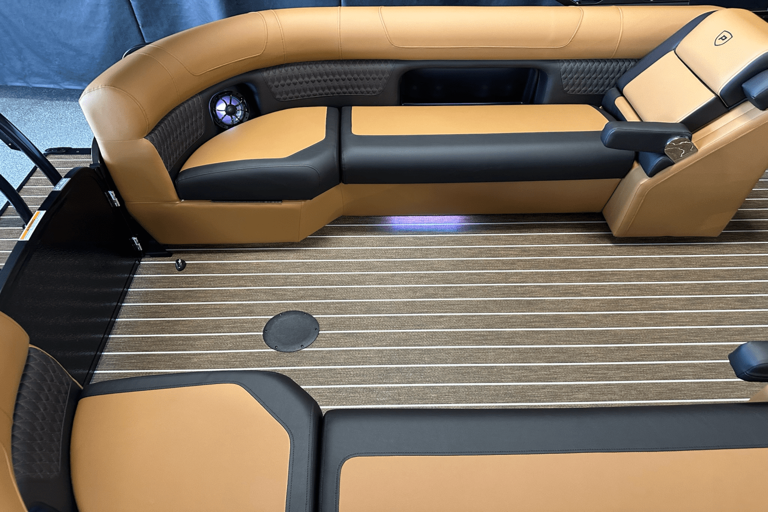 2026 Premier 250SOLARIS Image Thumbnail #4