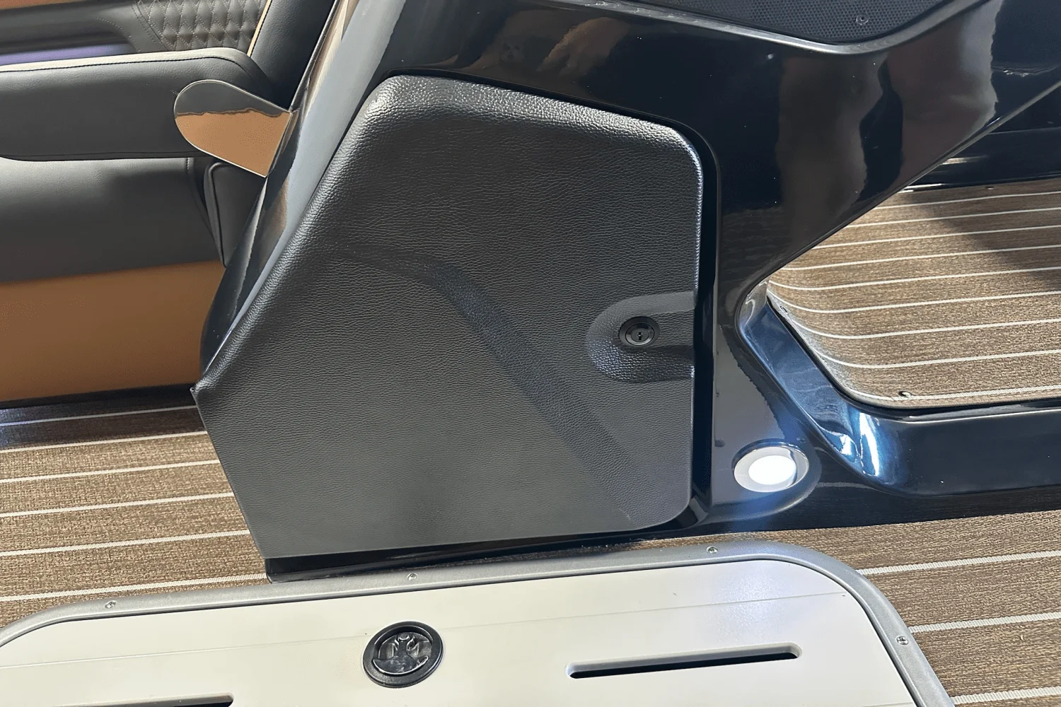 2026 Premier 250SOLARIS Image Thumbnail #46