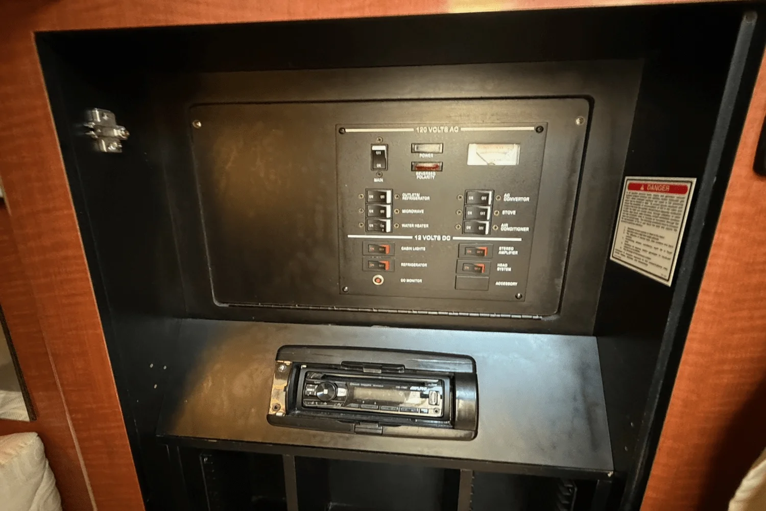 2003 Sea Ray 280 SUNDANCER Image Thumbnail #11