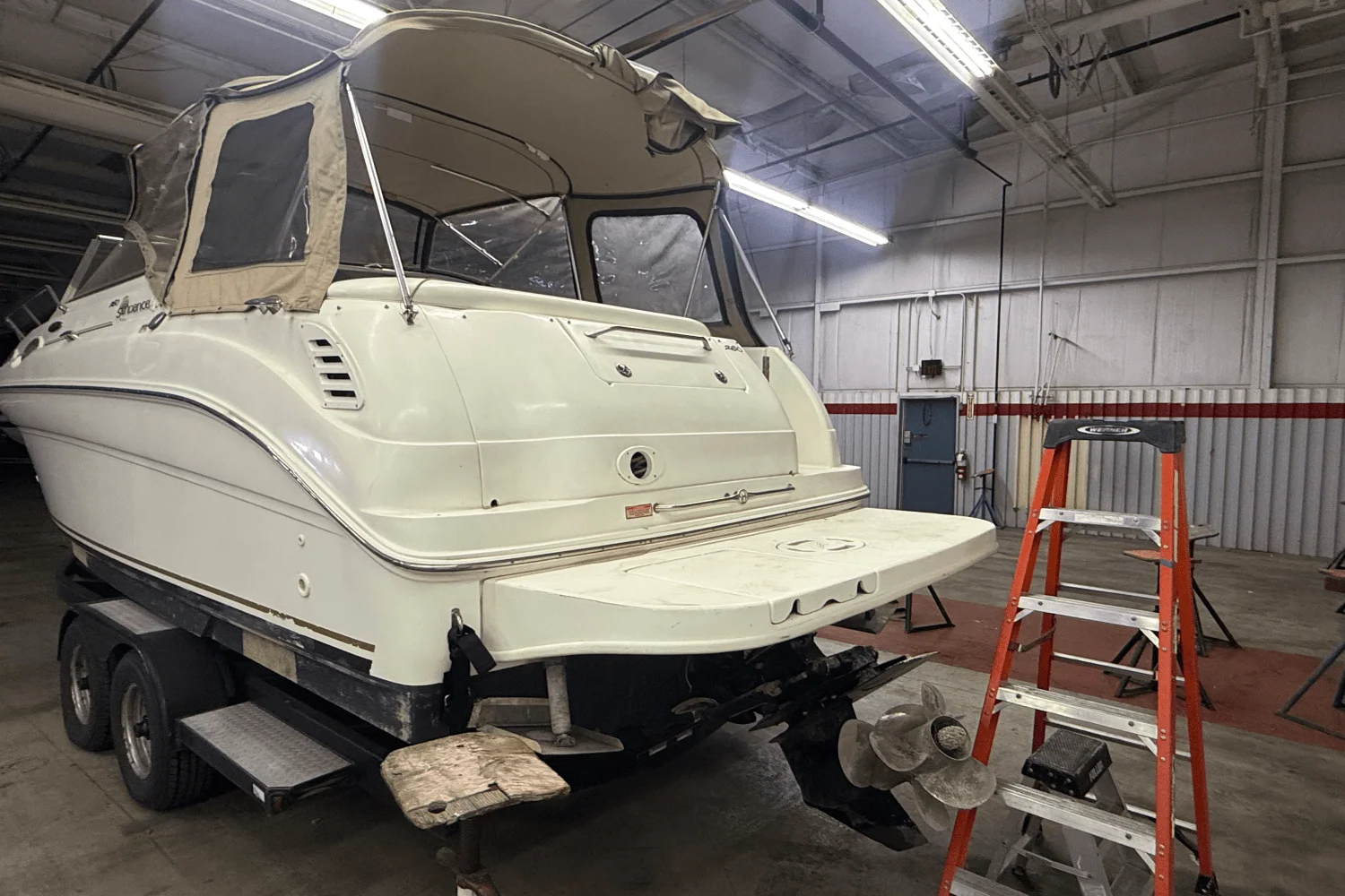 2003 Sea Ray 260 SUNDANCER Image Thumbnail #3