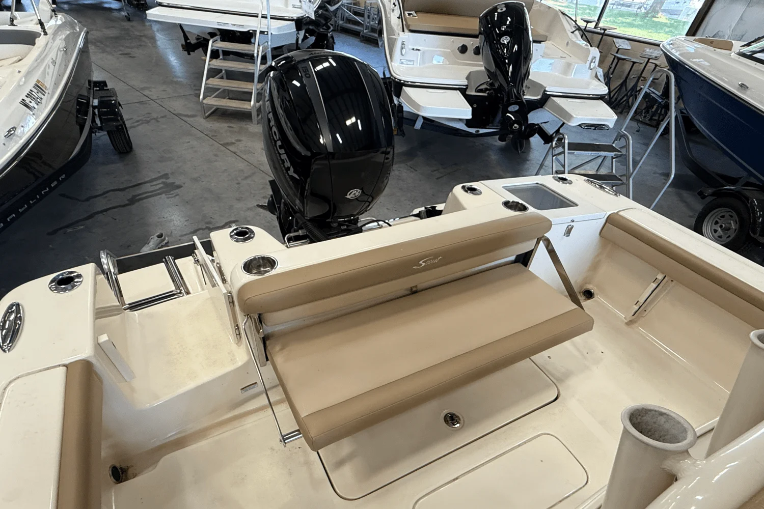 2019 Scout 215 XSF Image Thumbnail #6