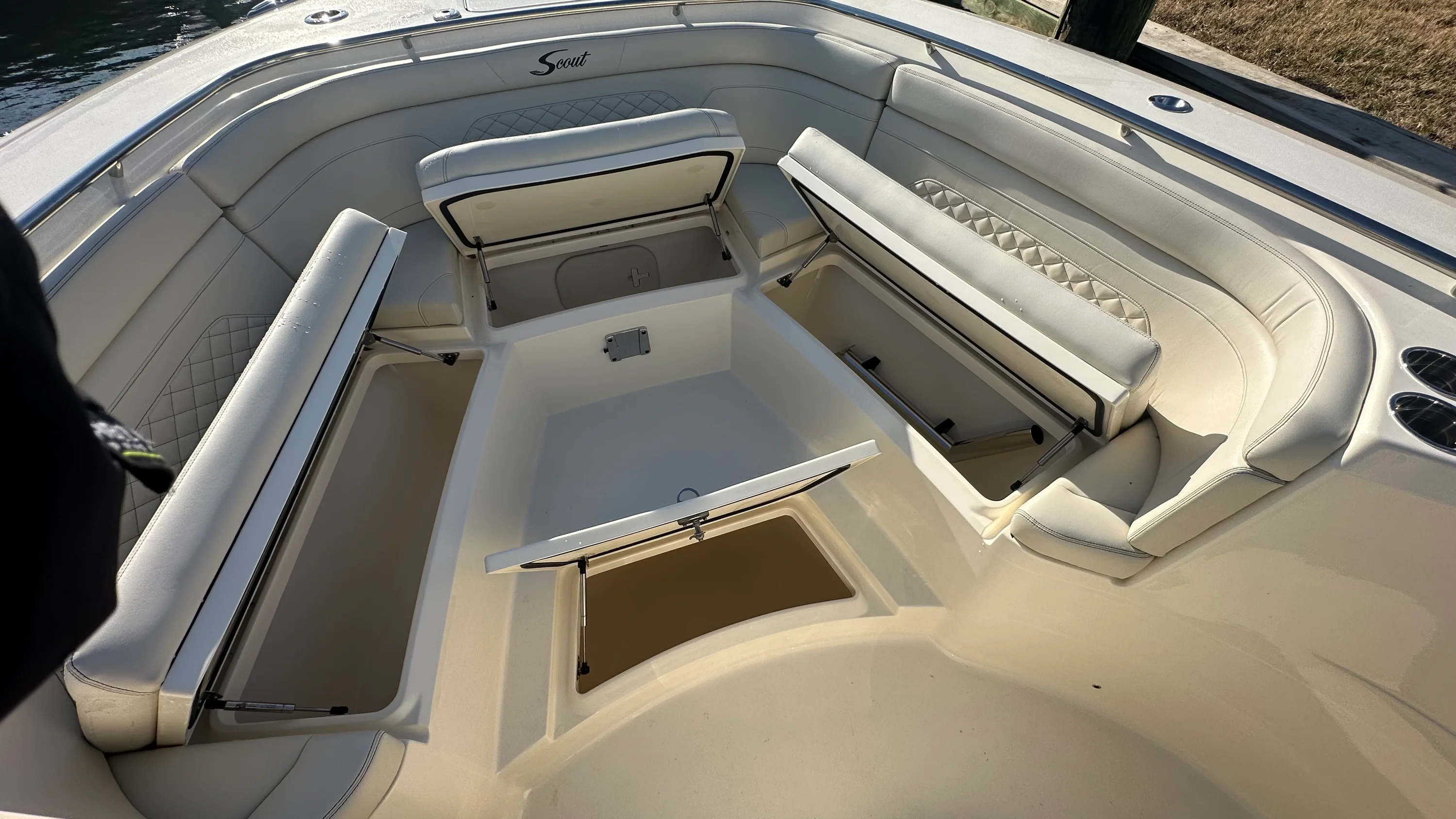 2026 Scout 330 LXF Image Thumbnail #43