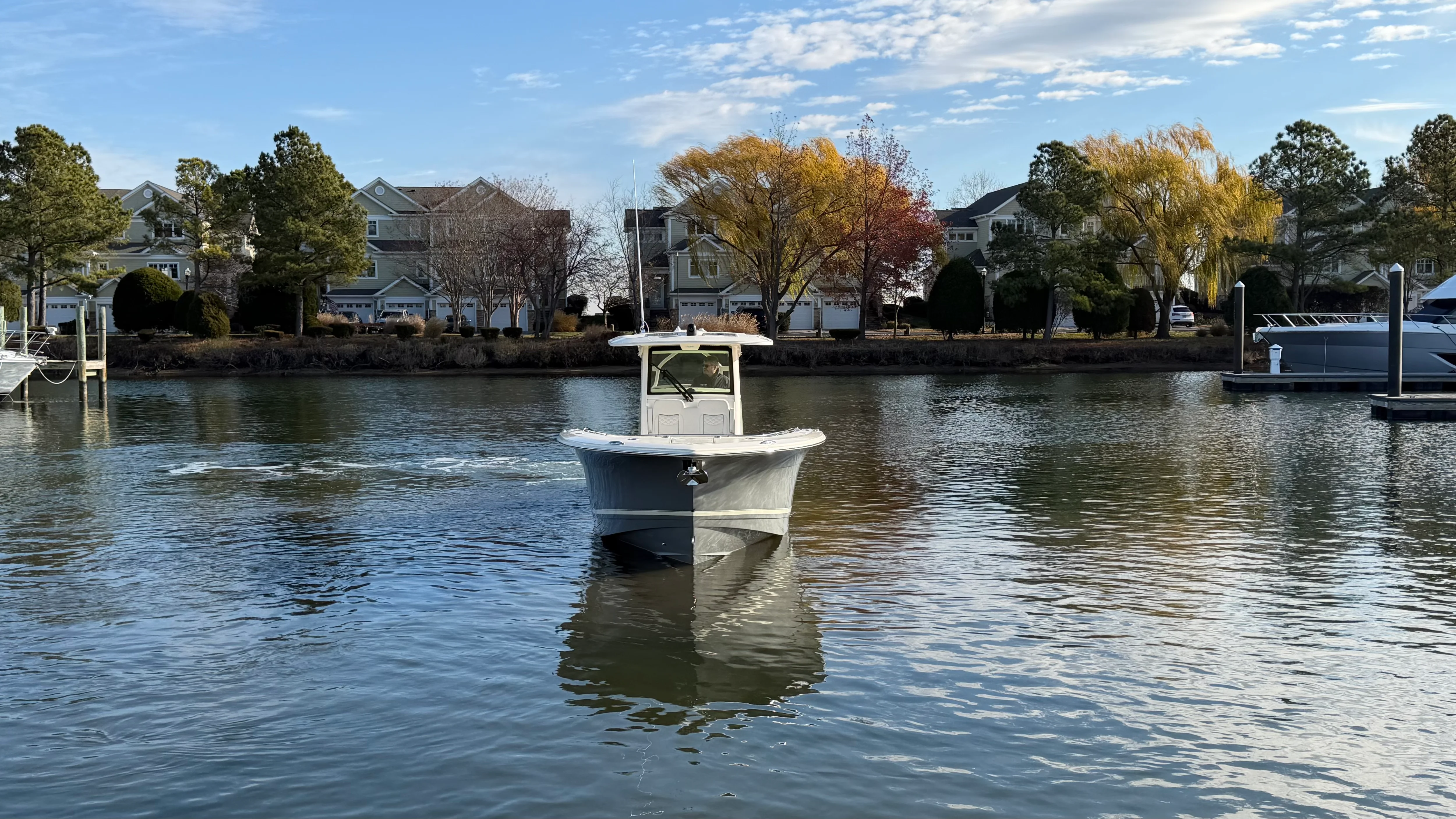 2026 Scout 330 LXF Image Thumbnail #7