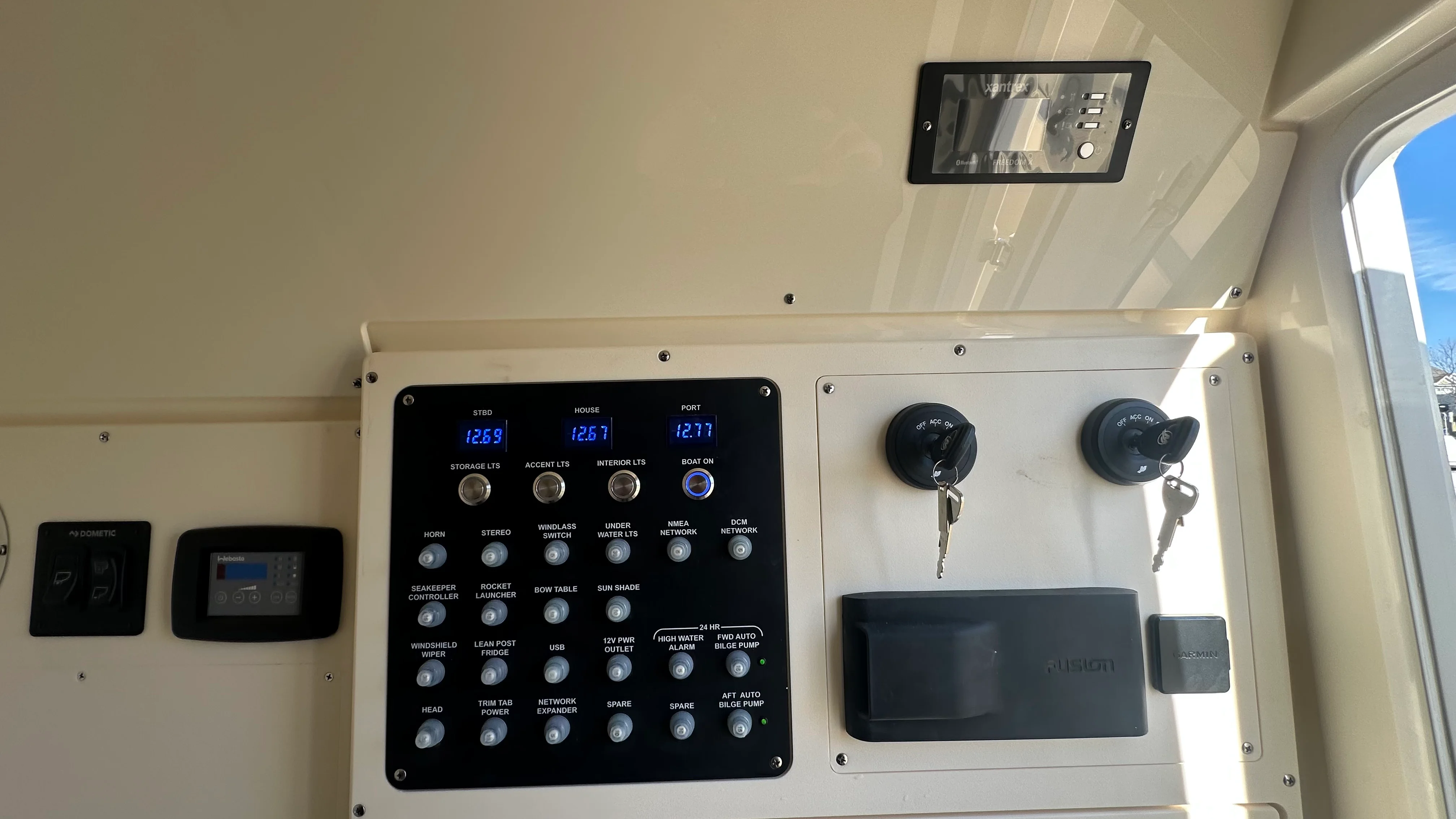 2026 Scout 330 LXF Image Thumbnail #35