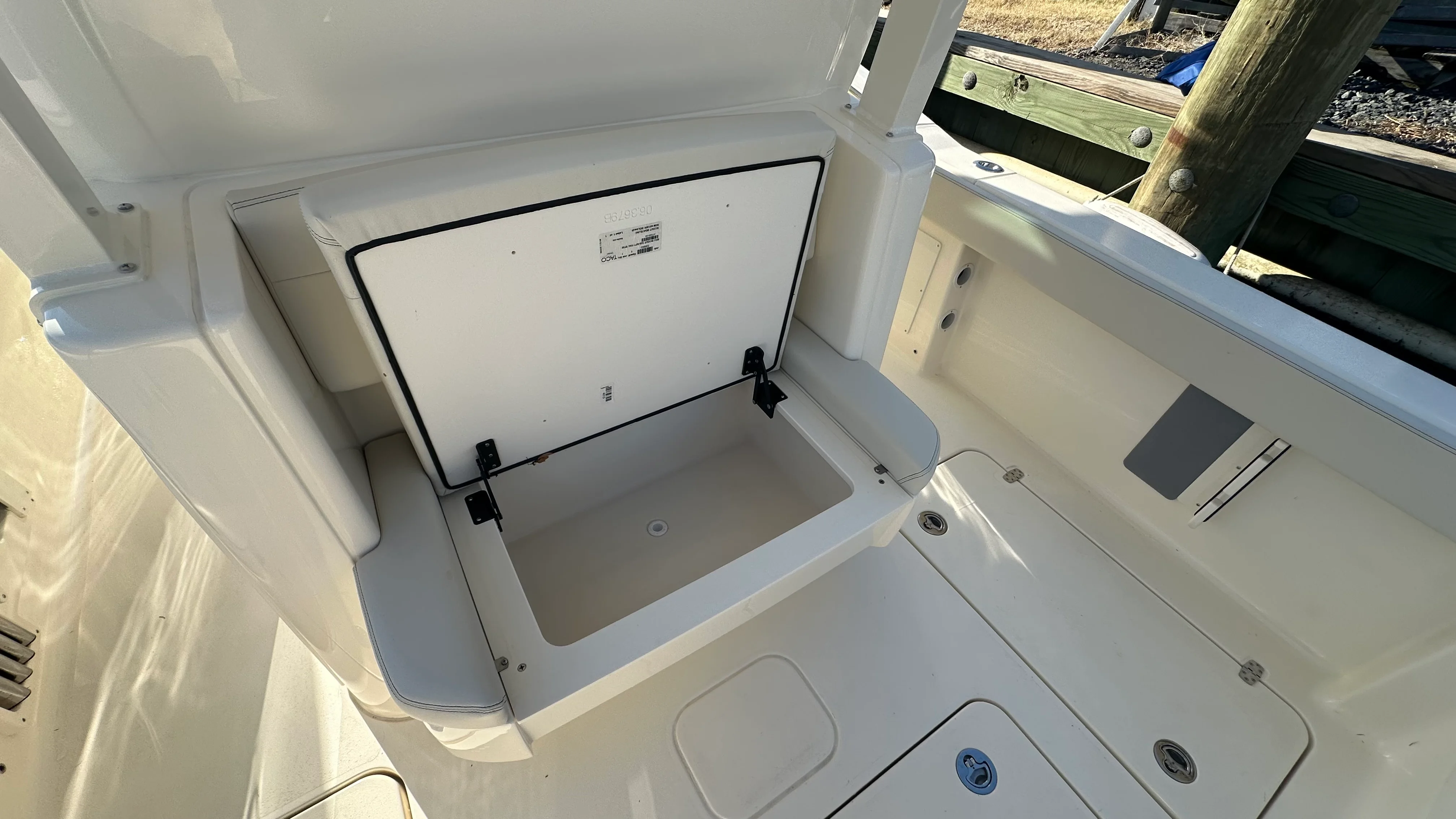 2026 Scout 330 LXF Image Thumbnail #18