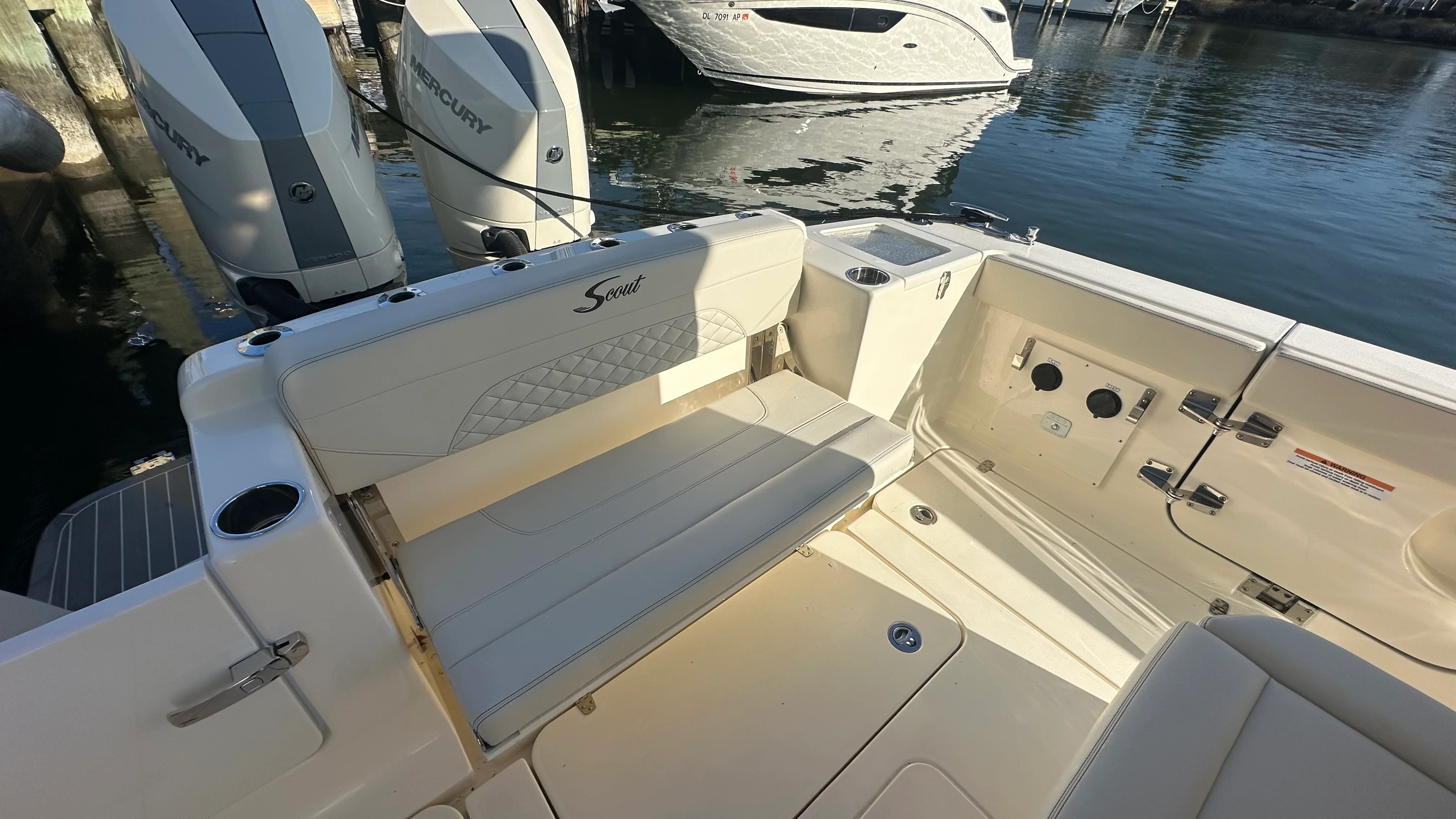 2026 Scout 330 LXF Image Thumbnail #12