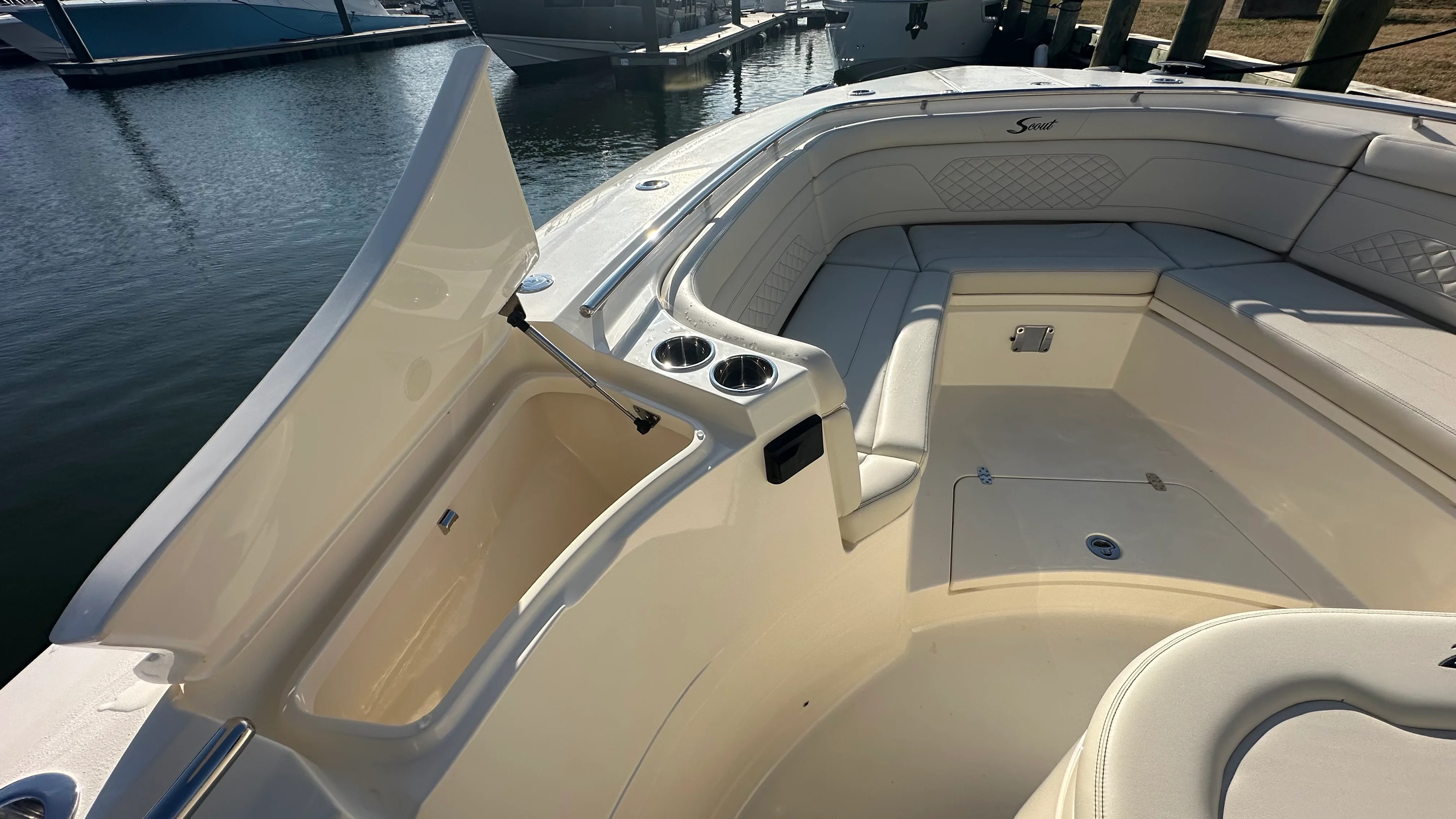 2026 Scout 330 LXF Image Thumbnail #39