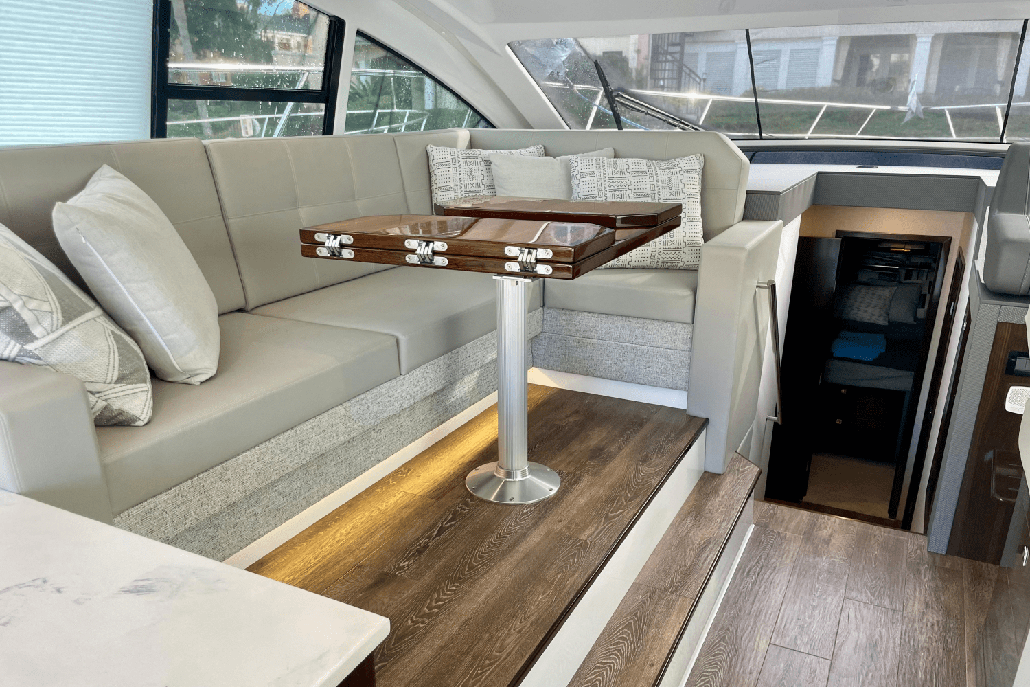 2023 Cruisers Yachts 46 CANTIUS Image Thumbnail #15