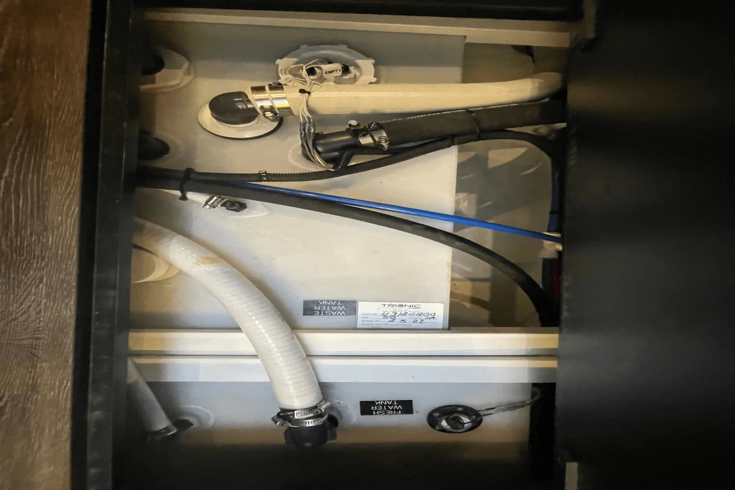 2023 Cruisers Yachts 46 CANTIUS Image Thumbnail #36