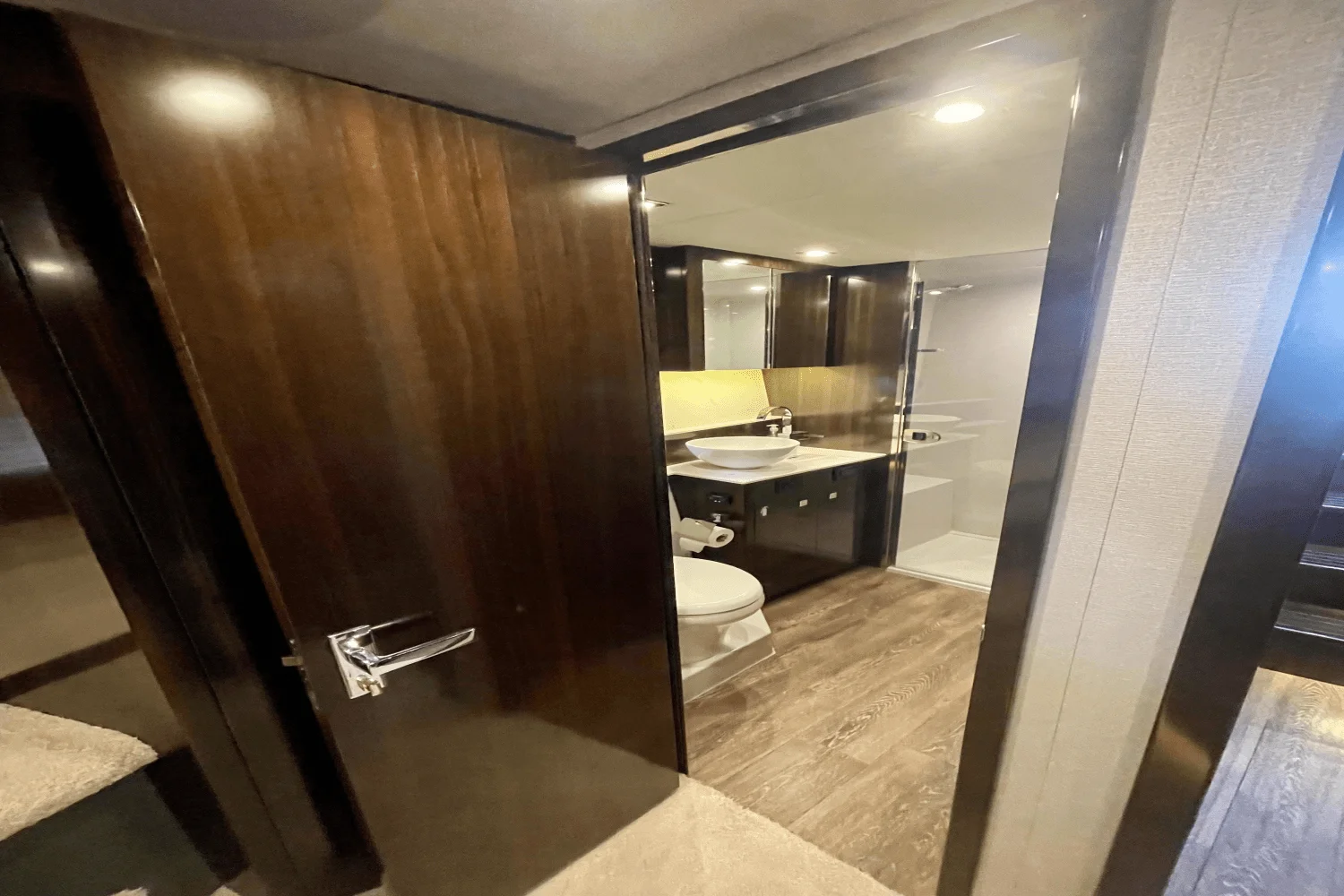 2023 Cruisers Yachts 46 CANTIUS Image Thumbnail #23