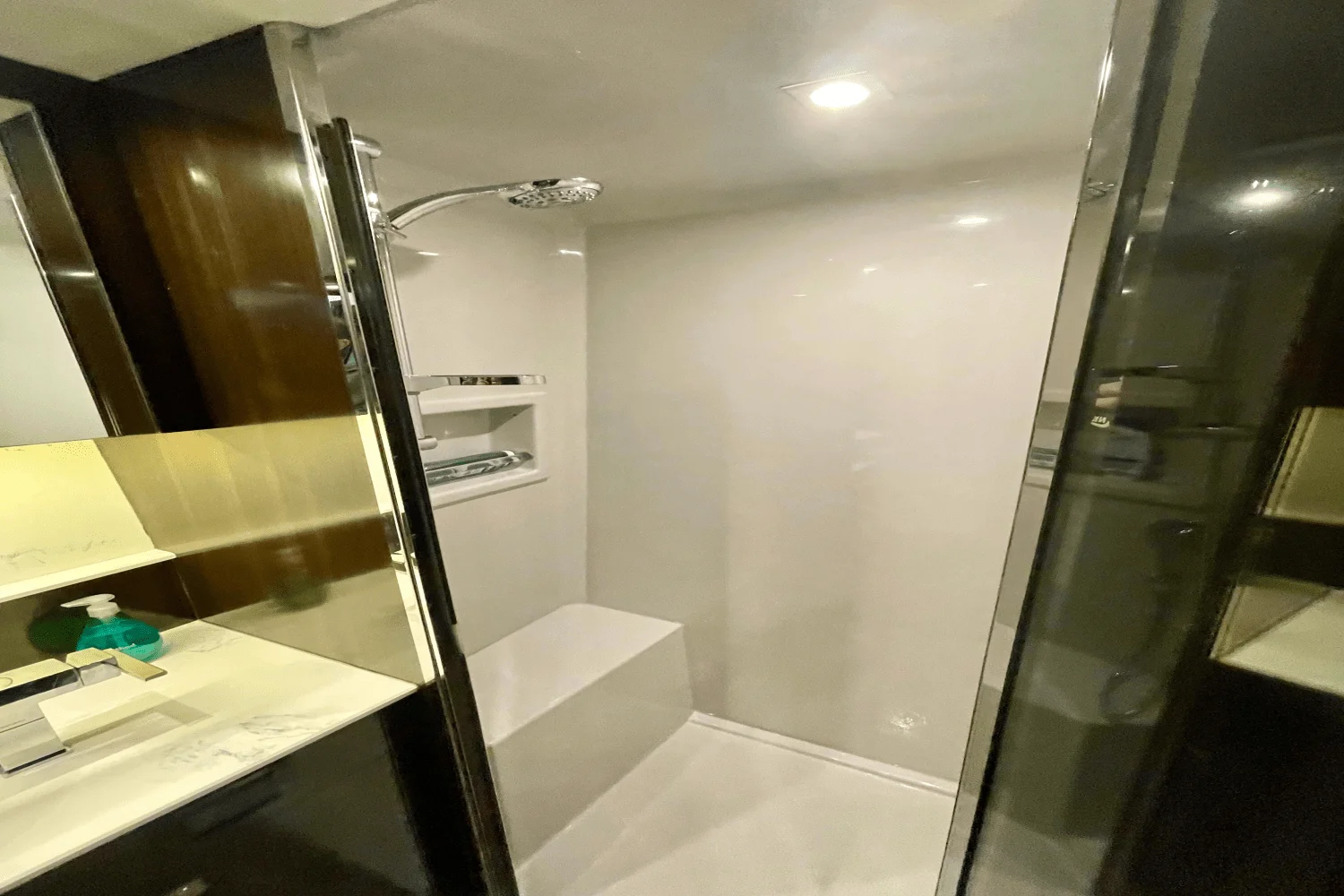 2023 Cruisers Yachts 46 CANTIUS Image Thumbnail #33