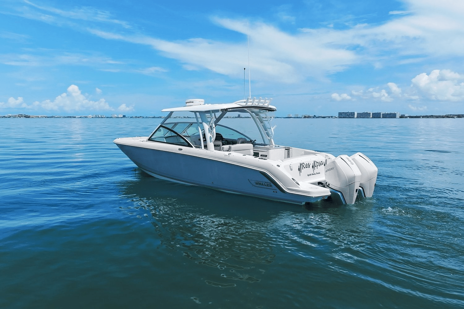 2020 Boston Whaler 320 VANTAGE Image Thumbnail #5