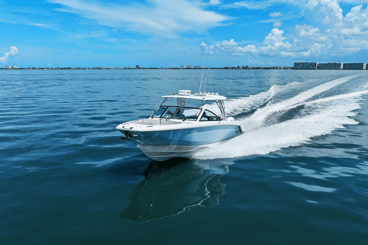 2020 Boston Whaler 320 VANTAGE Image Thumbnail #16