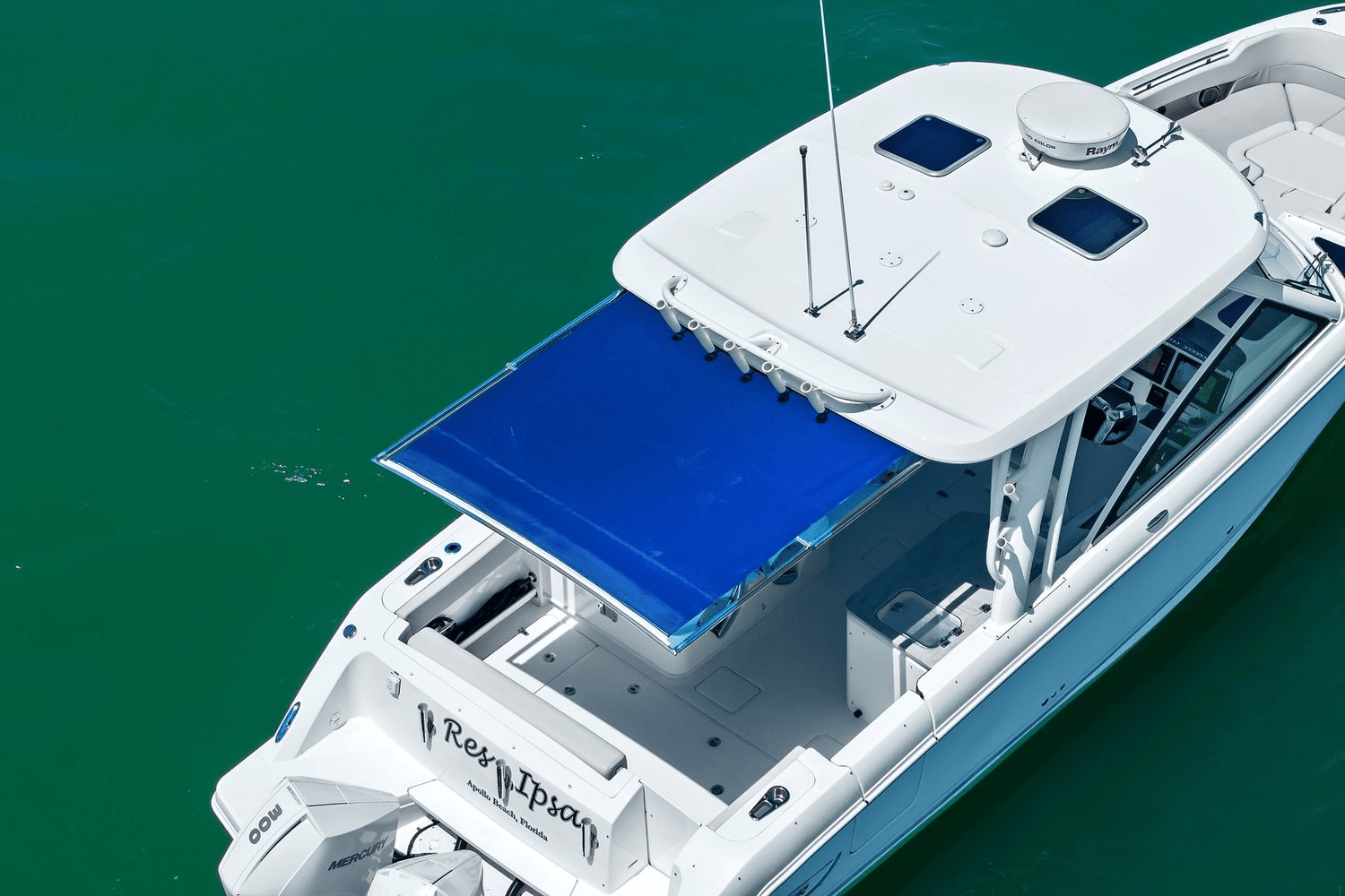 2020 Boston Whaler 320 VANTAGE Image Thumbnail #18