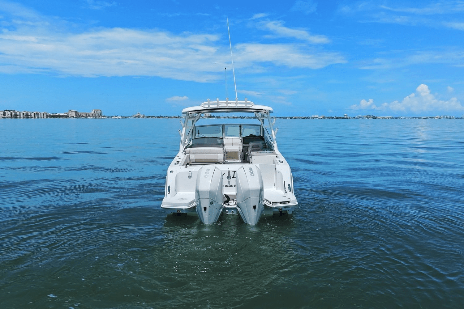 2020 Boston Whaler 320 VANTAGE Image Thumbnail #6