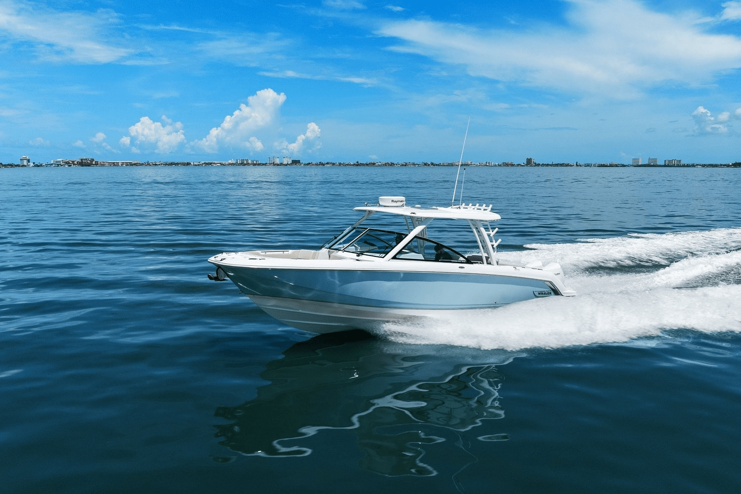 2020 Boston Whaler 320 VANTAGE Image Thumbnail #15