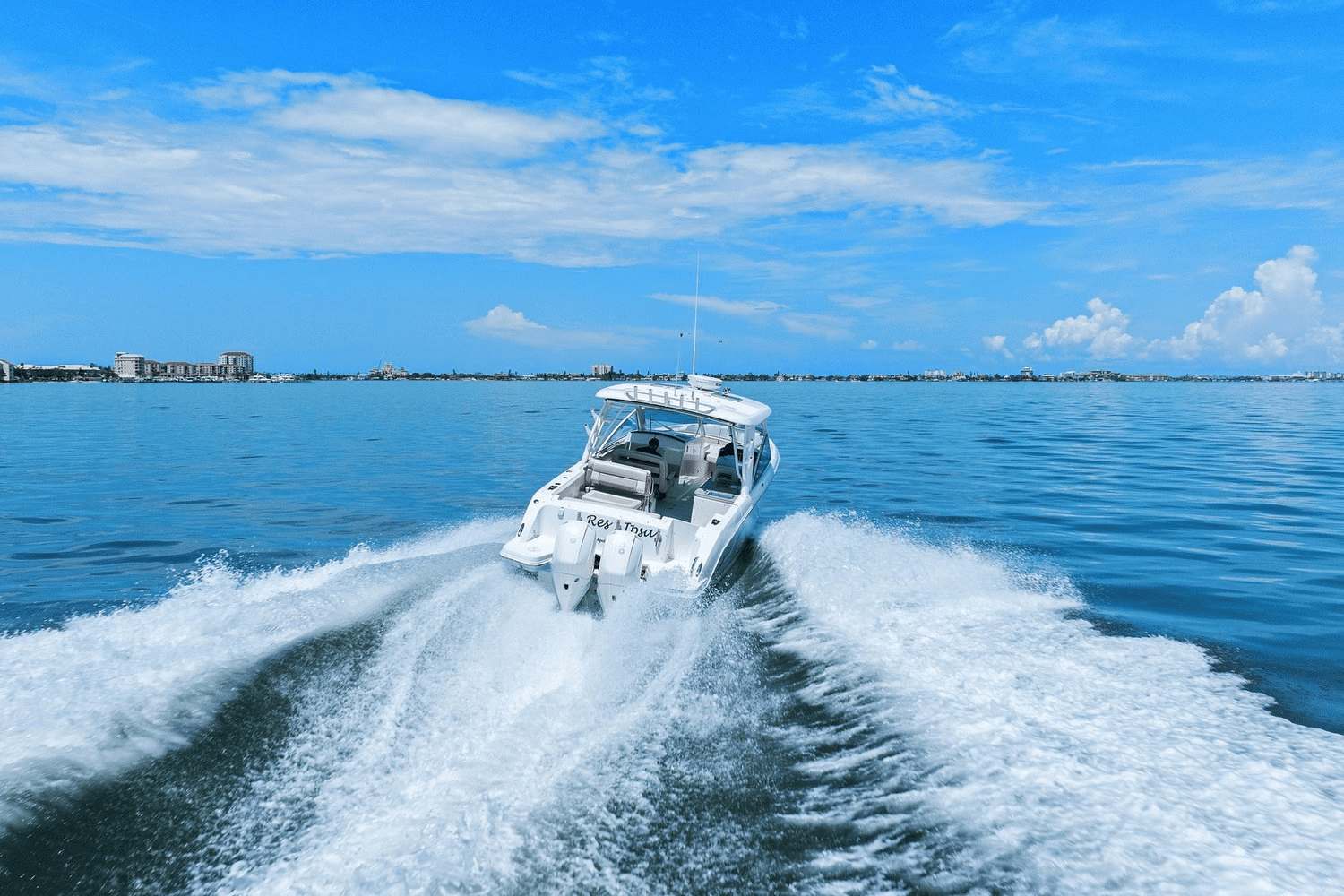 2020 Boston Whaler 320 VANTAGE Image Thumbnail #7