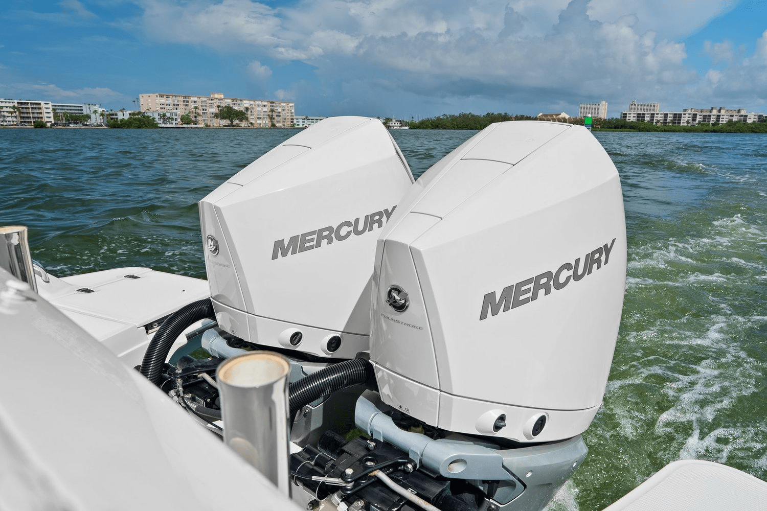 2020 Boston Whaler 320 VANTAGE Image Thumbnail #19