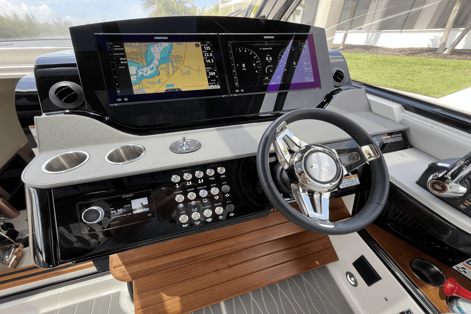 2024 Sea Ray 370 SUNDANCER OUTBOARD Image Thumbnail #30