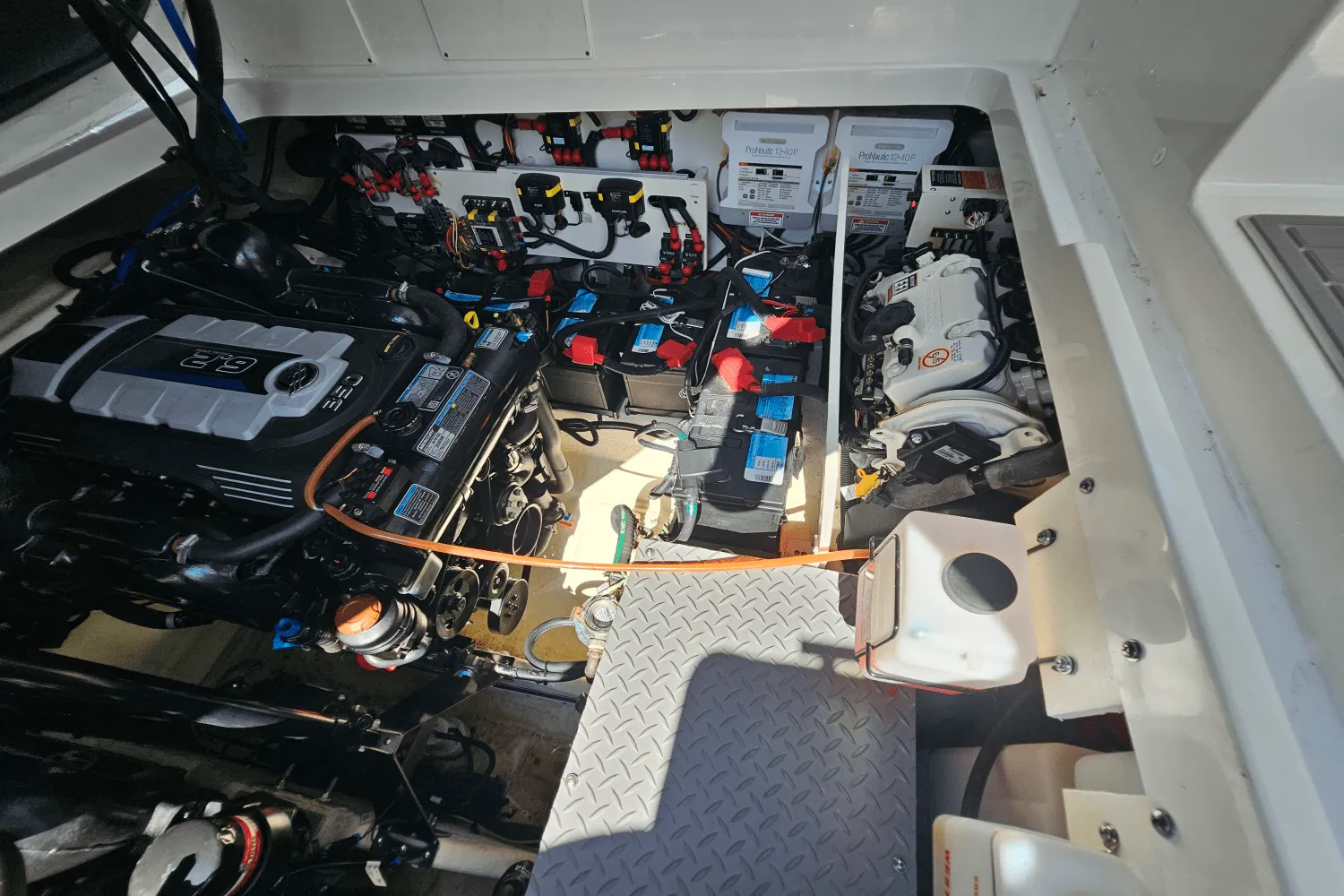 2024 Sea Ray 320 SUNDANCER Image Thumbnail #34