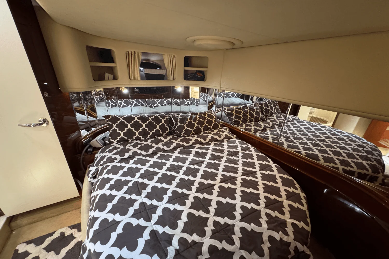 2003 Sea Ray 550 SUNDANCER Image Thumbnail #37