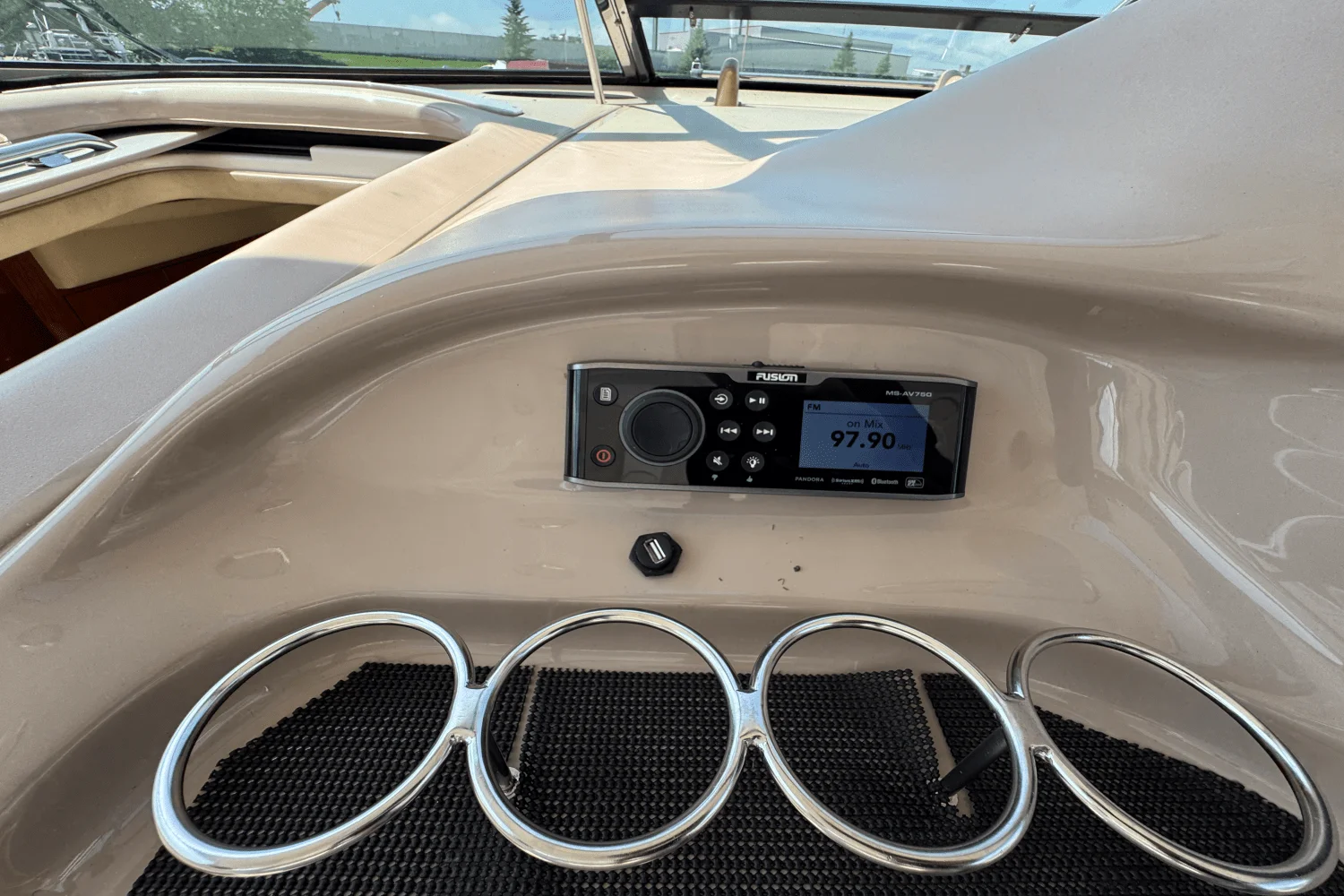 2003 Sea Ray 550 SUNDANCER Image Thumbnail #23