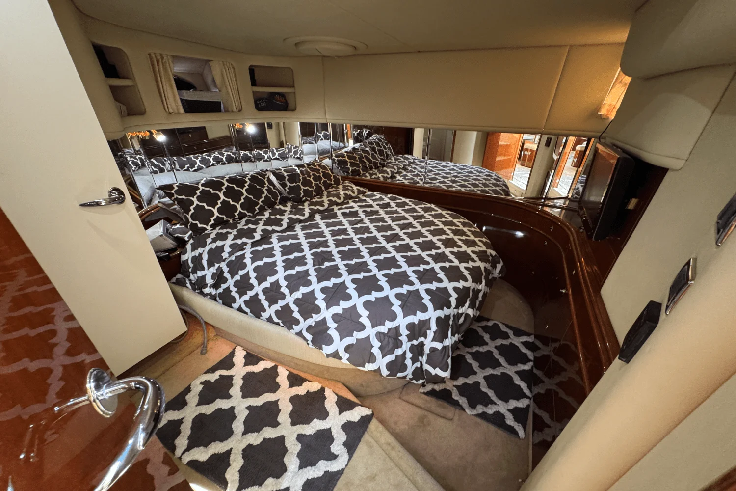 2003 Sea Ray 550 SUNDANCER Image Thumbnail #40