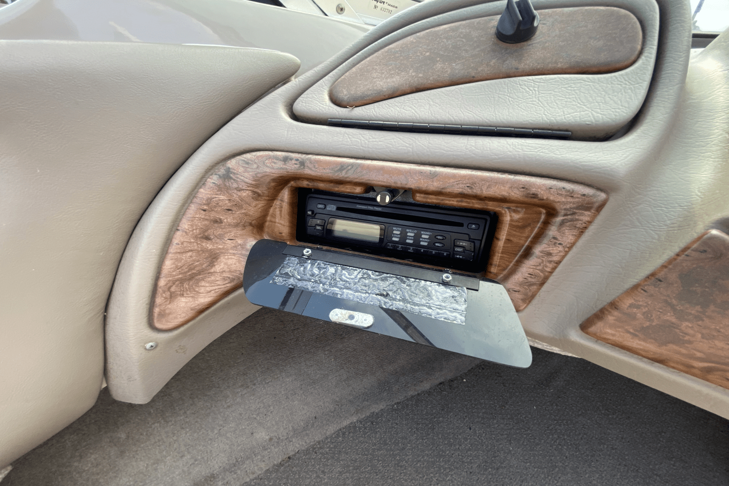 1998 Tahoe Q5L Image Thumbnail #22