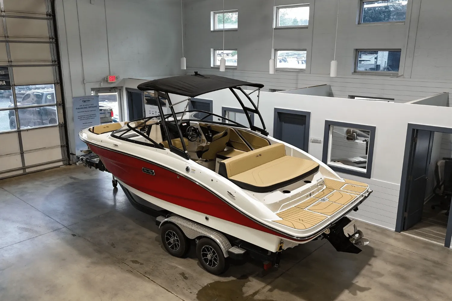 2025 Sea Ray SPX 210 Image Thumbnail #4