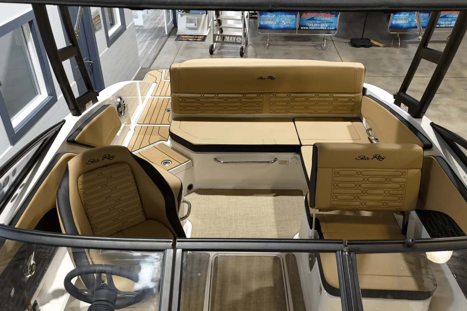 2025 Sea Ray SPX 210 Image Thumbnail #19