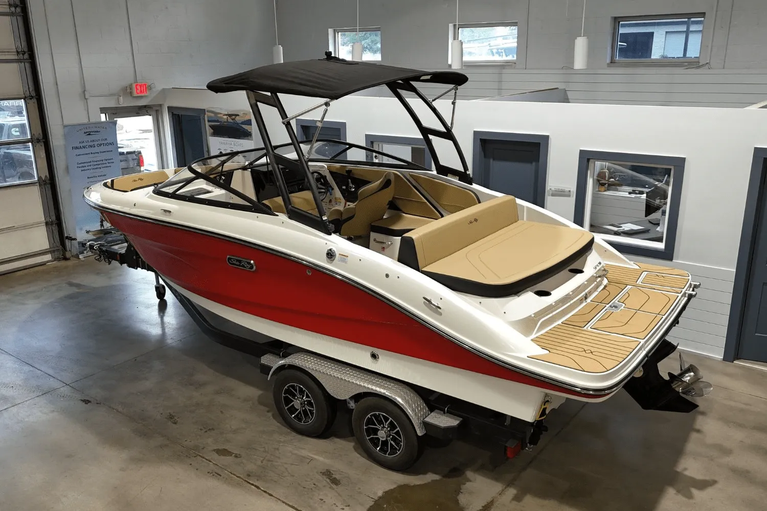 2025 Sea Ray SPX 210 Image Thumbnail #3