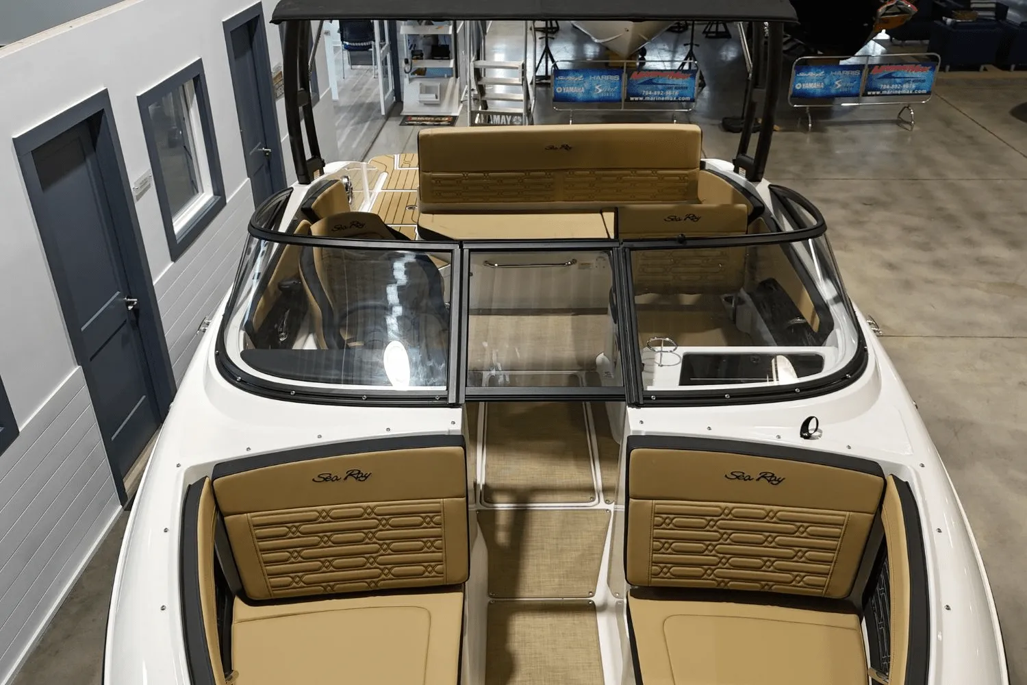 2025 Sea Ray SPX 210 Image Thumbnail #20