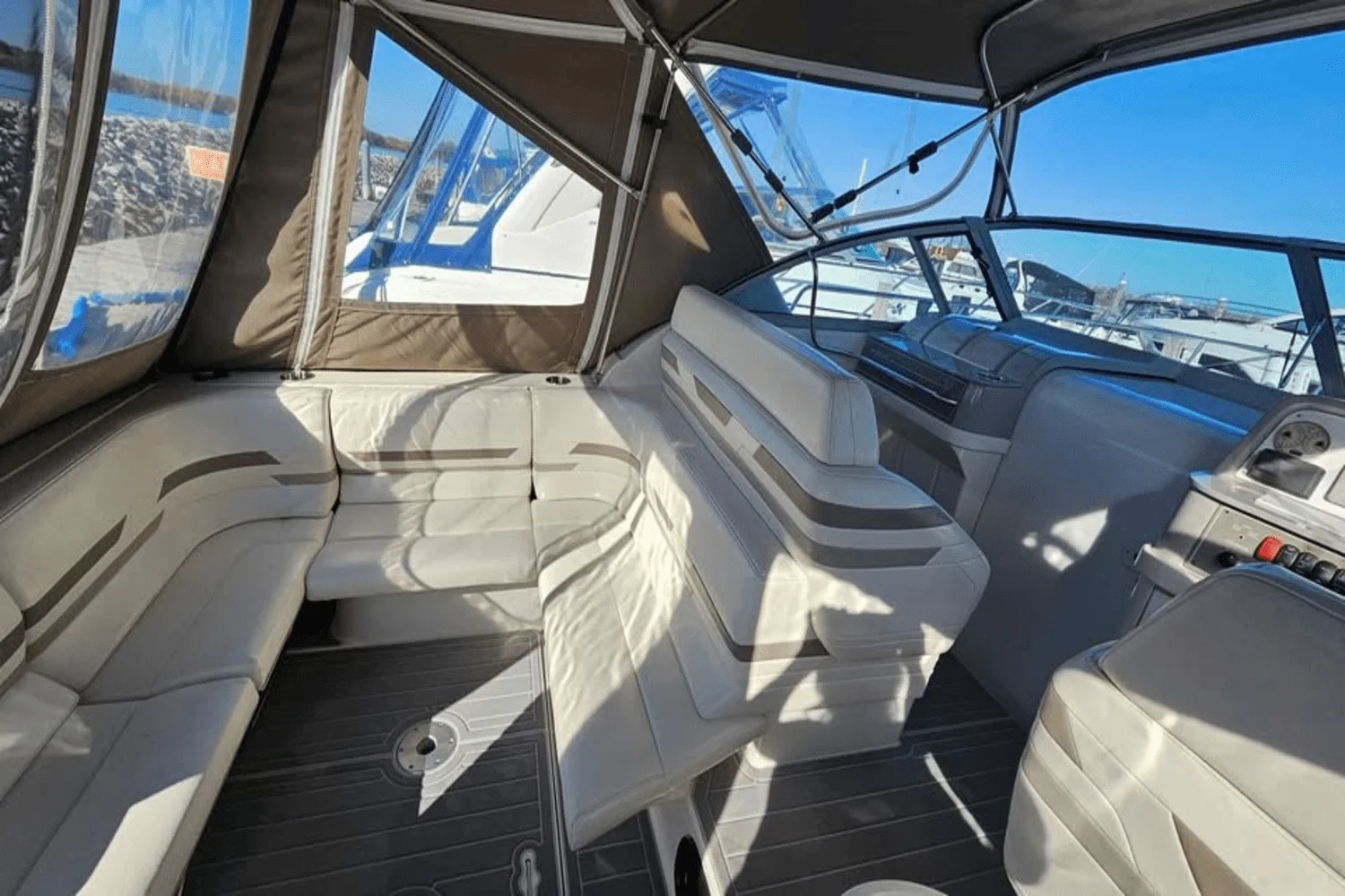 2001 Formula 34 PC Image Thumbnail #8