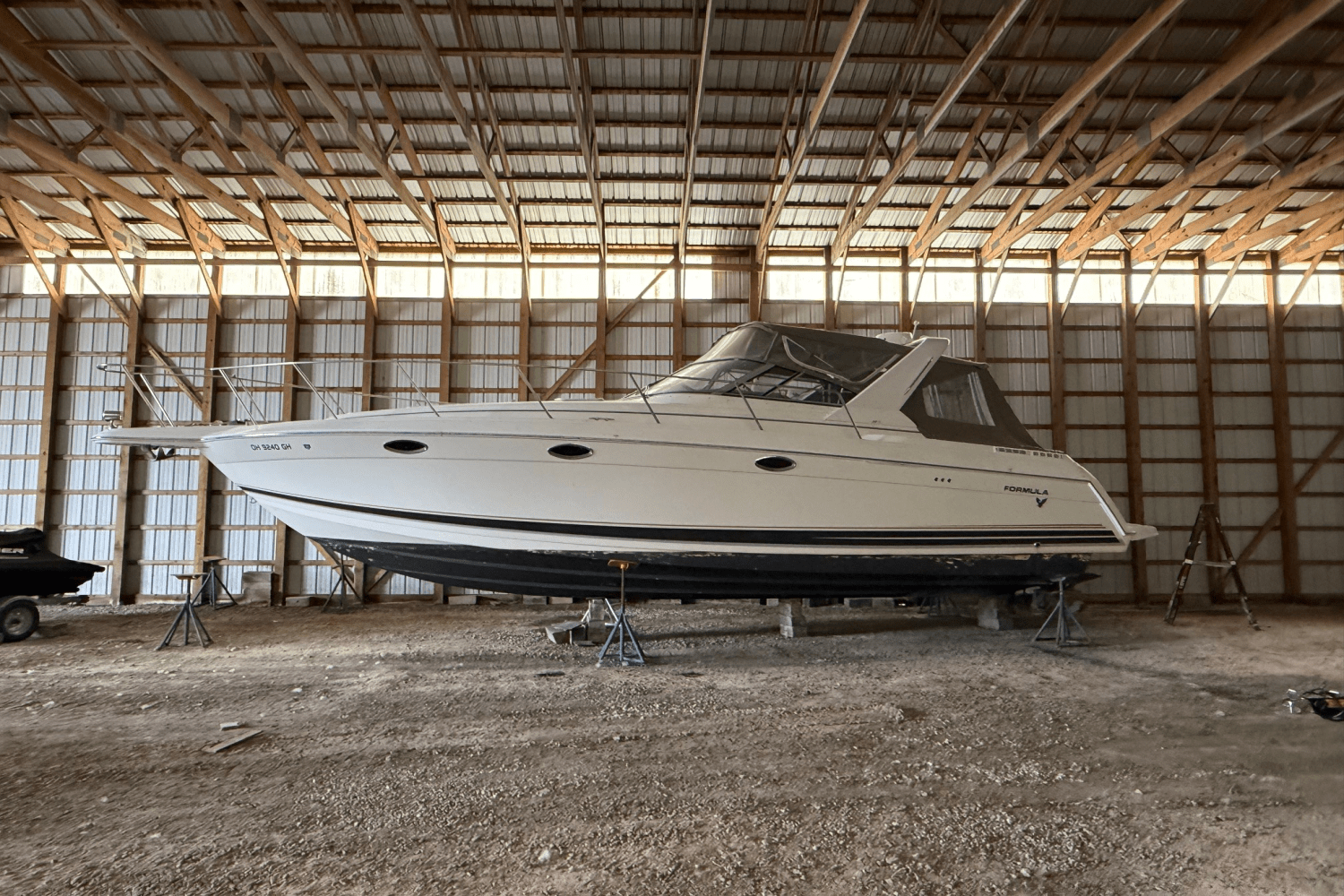 2001 Formula 34 PC Image Thumbnail #2