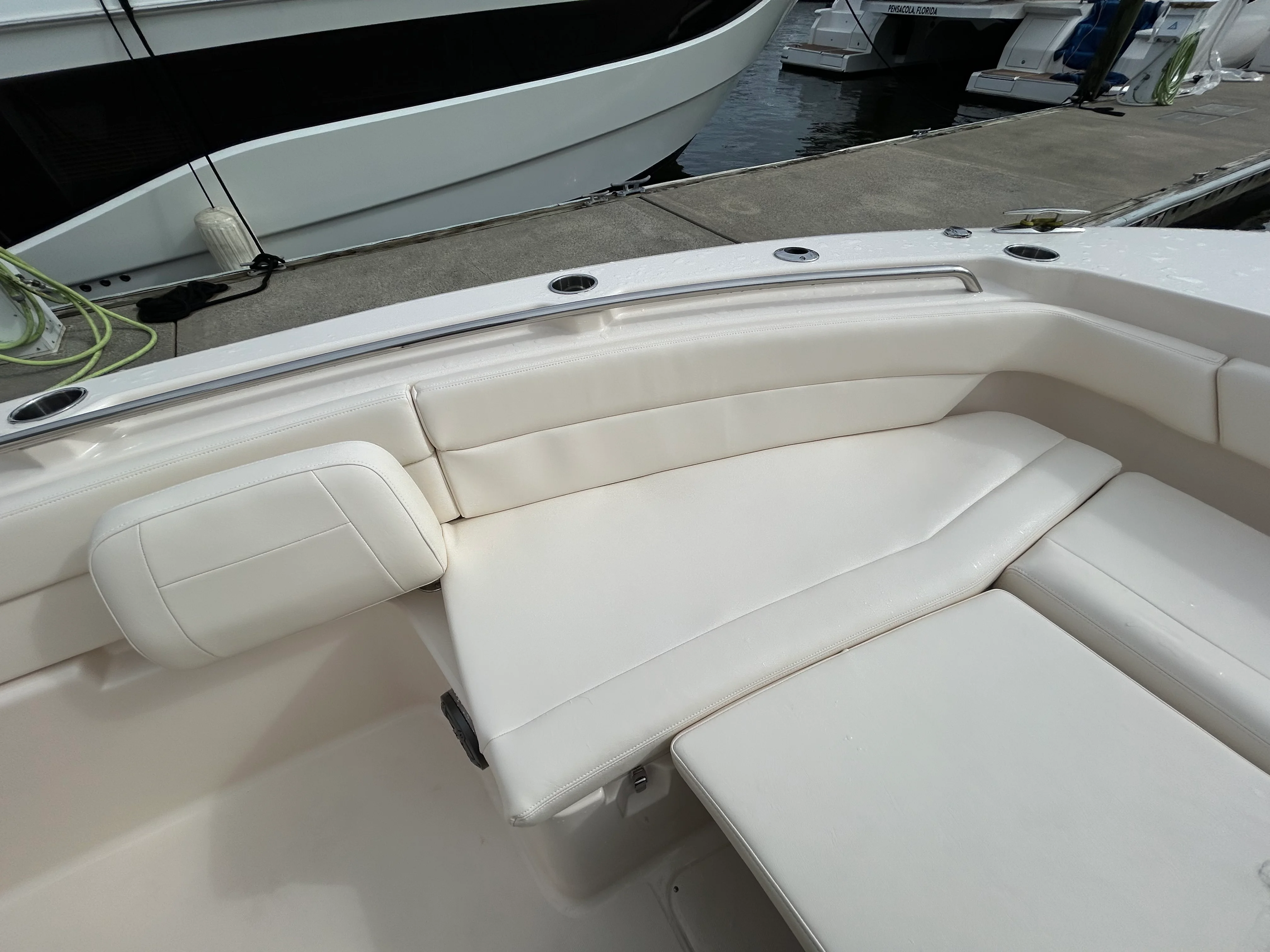 2026 Grady-White Canyon 271 Image Thumbnail #19