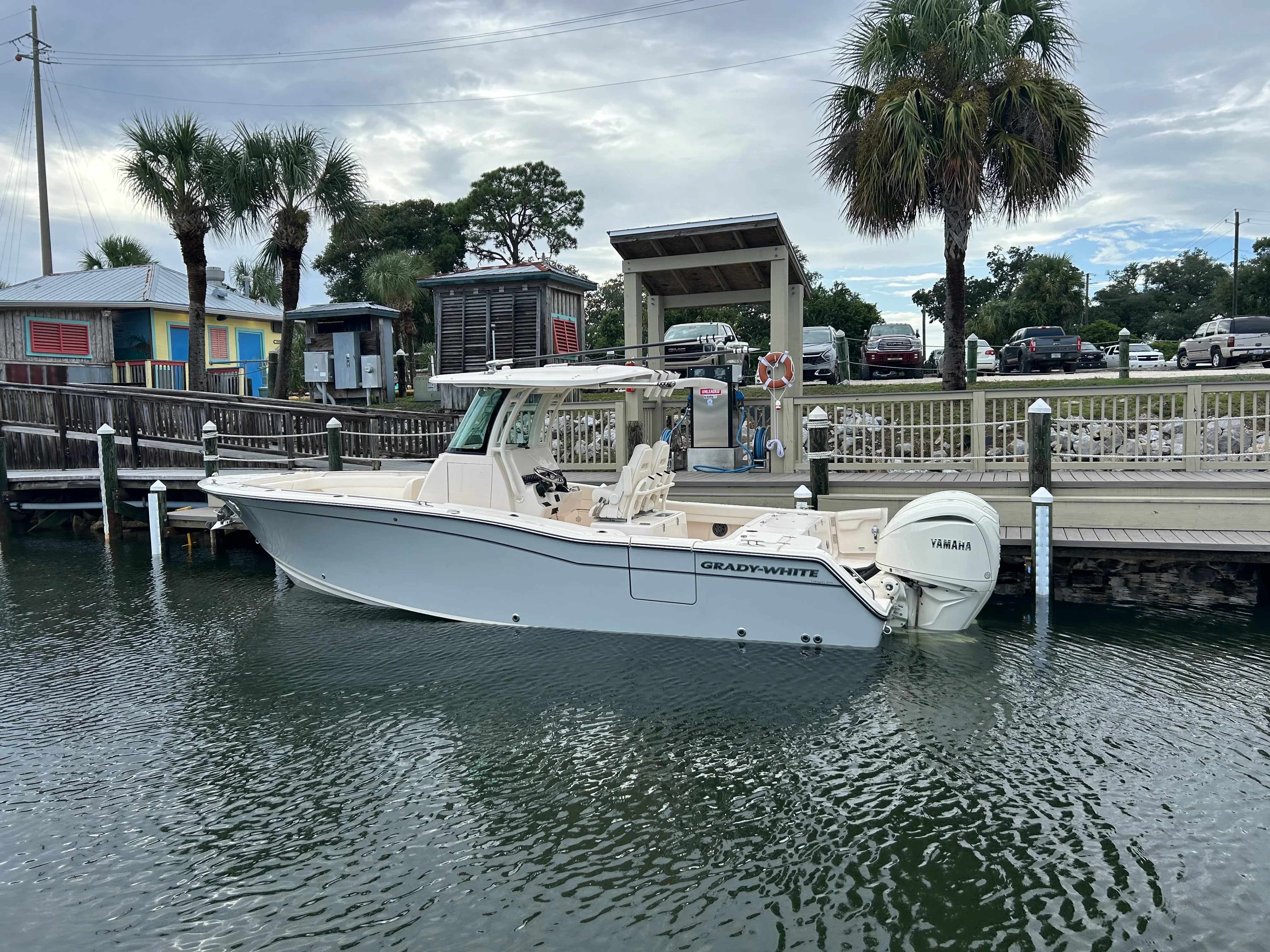 2026 Grady-White Canyon 271 Image Thumbnail #4